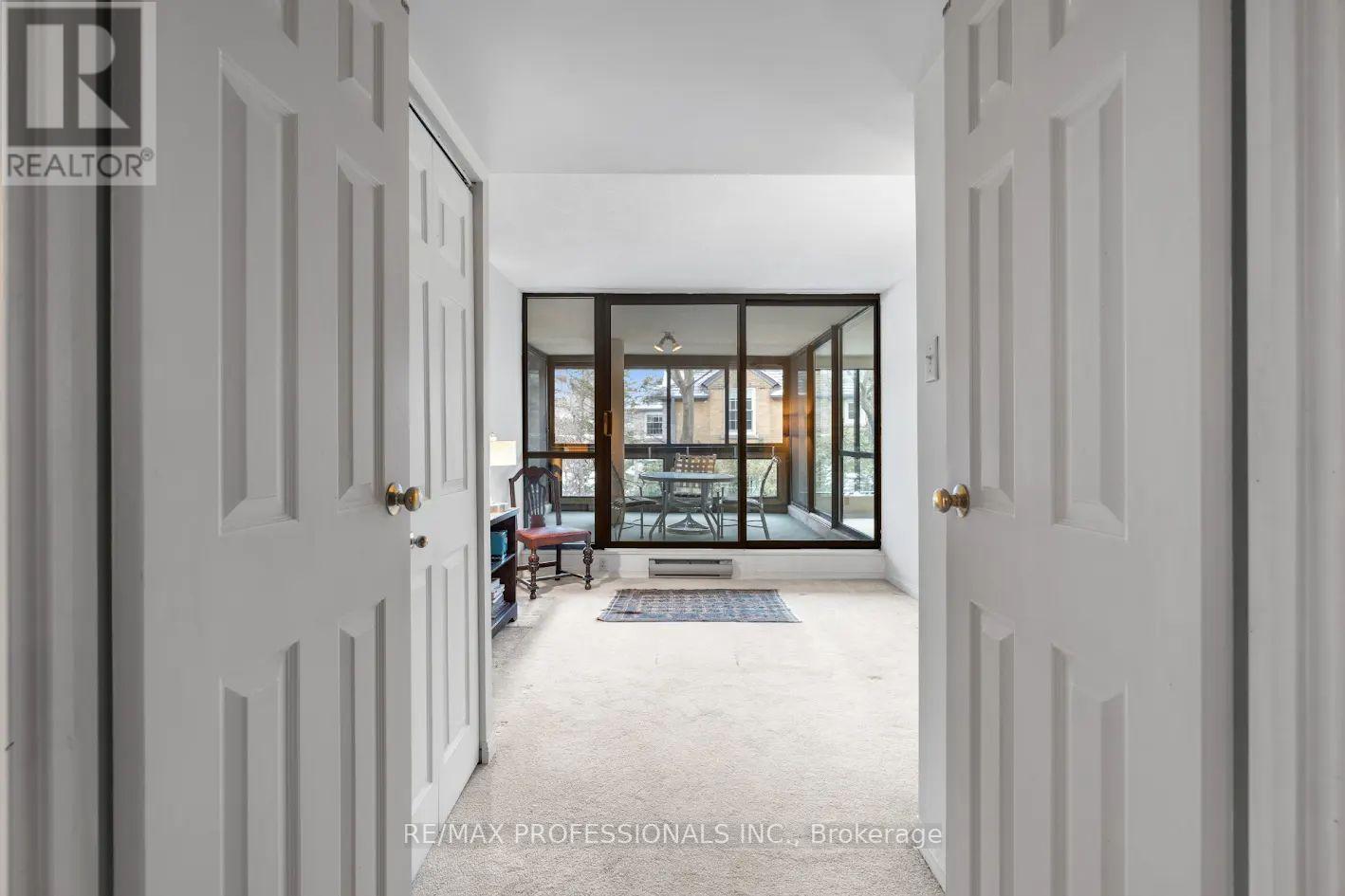 404 - 2545 Bloor Street W, Toronto, Ontario M6S 1S1 - Photo 22 - W12817222