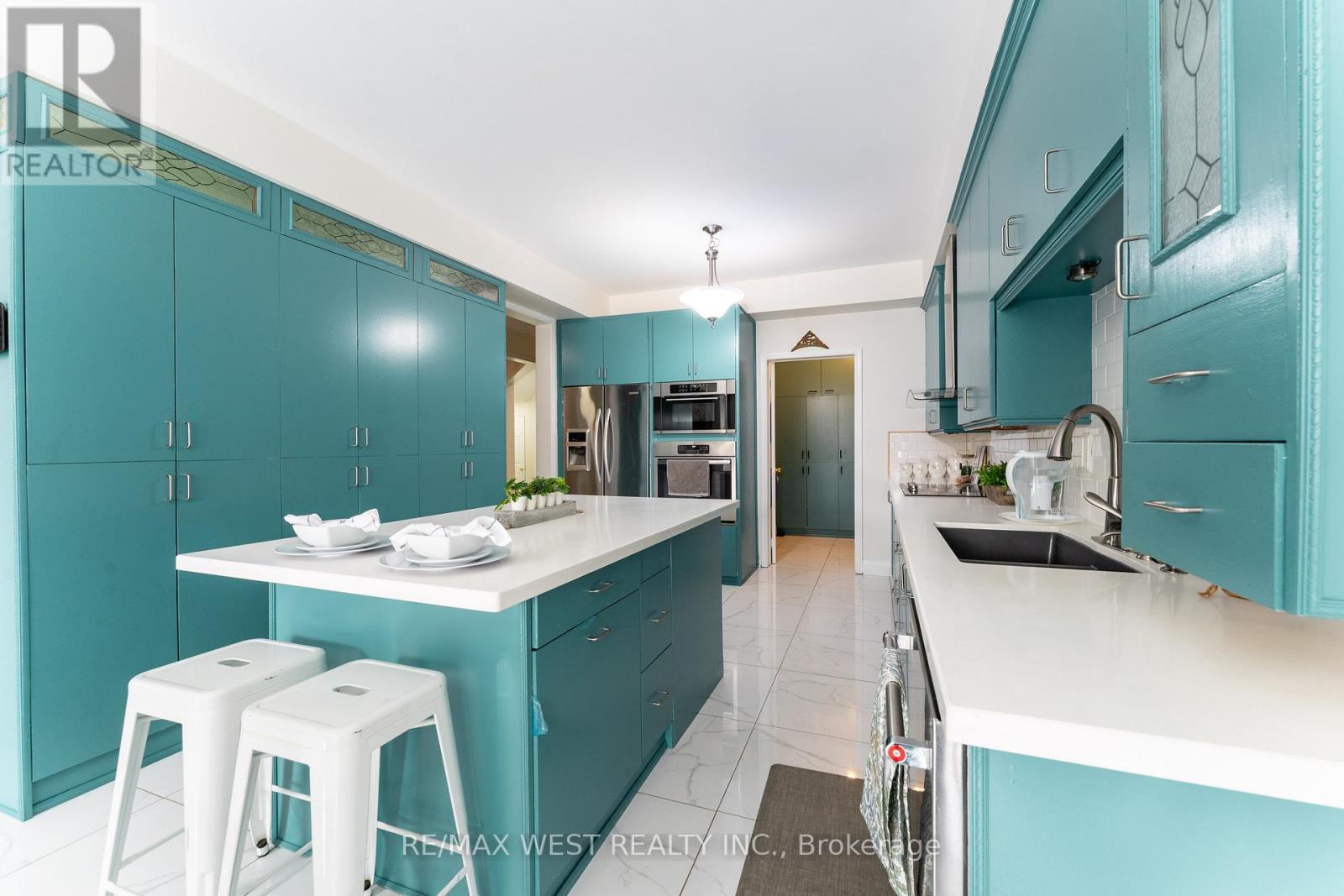 76 Yellow Avens Boulevard, Brampton, Ontario  L6R 0T3 - Photo 19 - W12817226