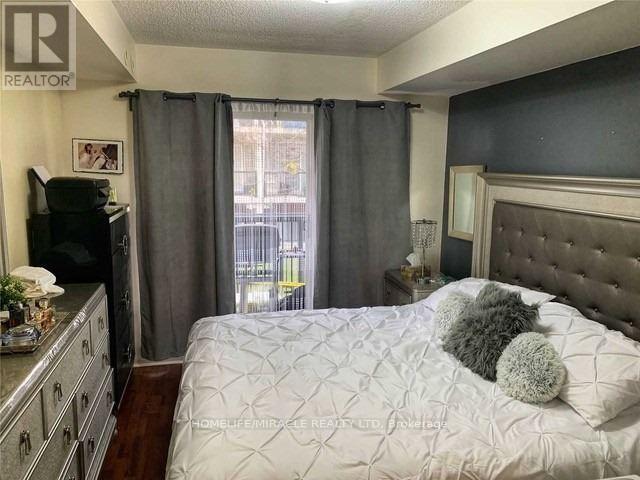 2001 - 3031 Finch Avenue W, Toronto, Ontario  M9M 0A3 - Photo 4 - W12817250