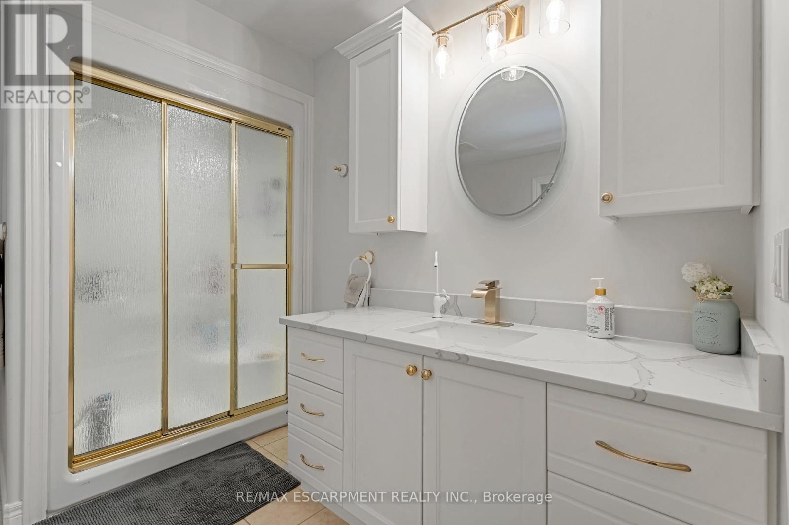 22 Shadeland Crescent, Hamilton, Ontario  L8G 4Y1 - Photo 32 - X12817190