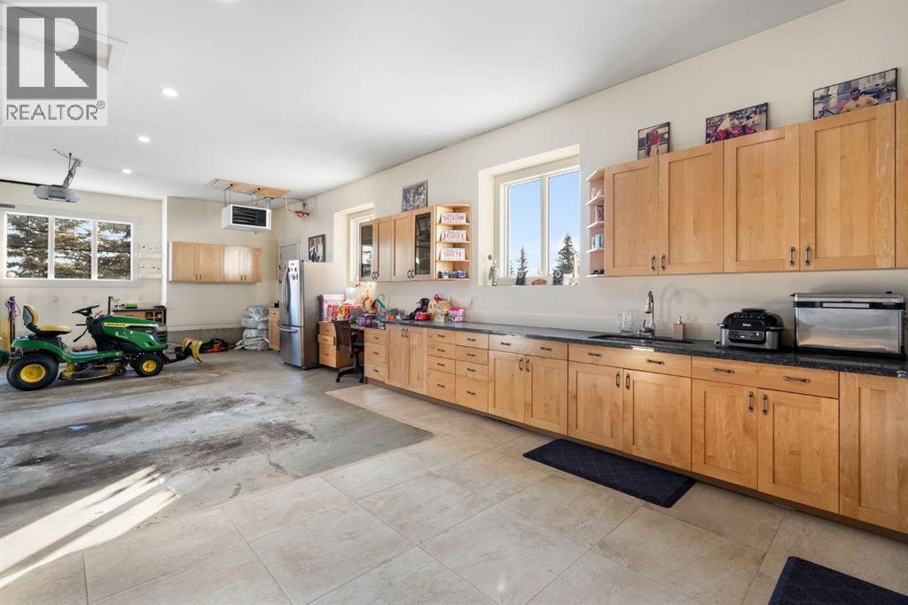 22 Bearspaw Summit Place, Rural Rocky View County, Alberta  T3R 1B5 - Photo 37 - A2281462