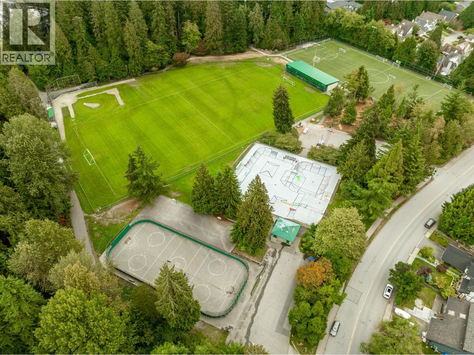 206 1150 Lynn Valley Road, North Vancouver, British Columbia  V7J 1Z9 - Photo 14 - R3093255