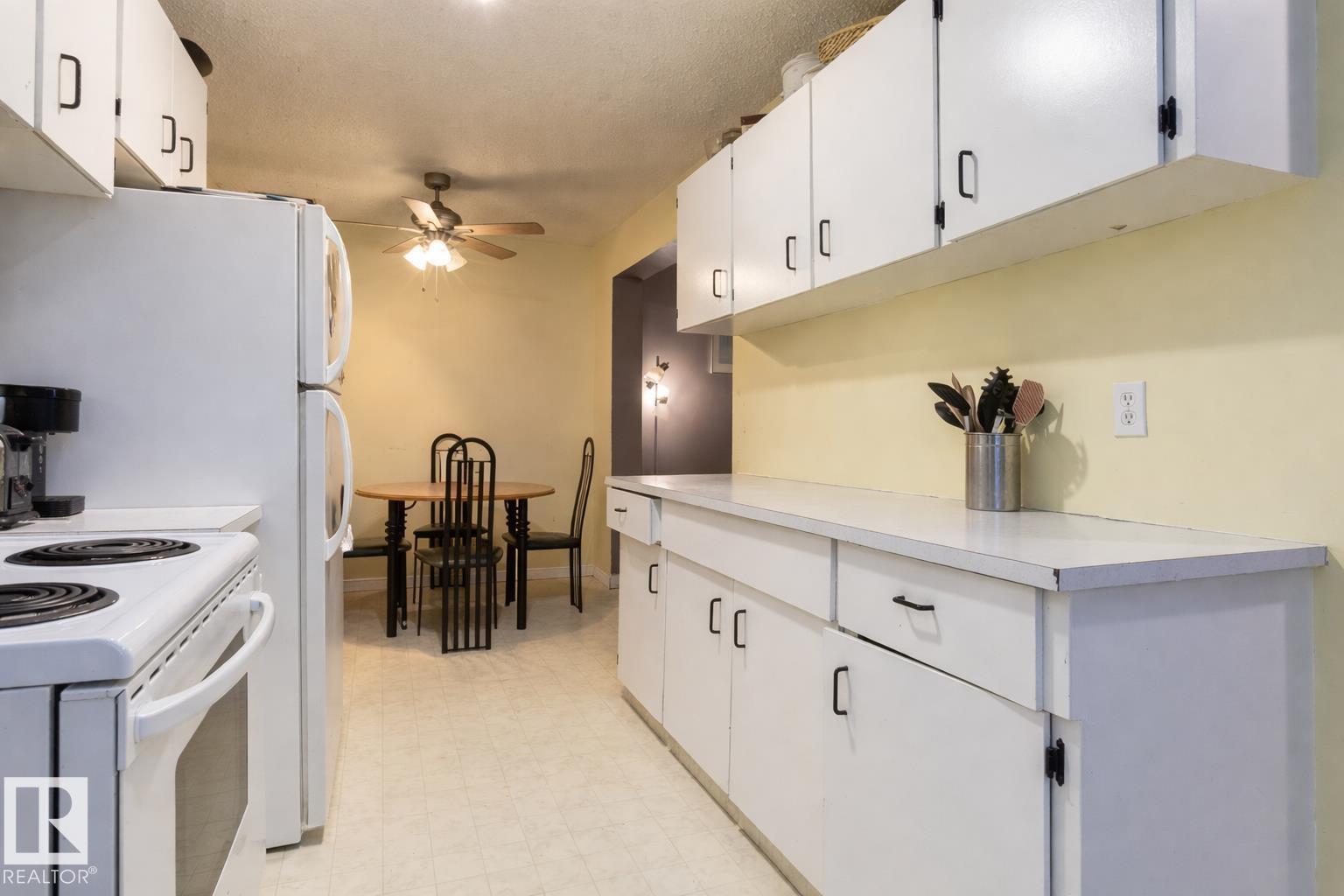 224 Callingwood Two Tw Nw, Edmonton, Alberta  T5T 1A3 - Photo 11 - E4474720