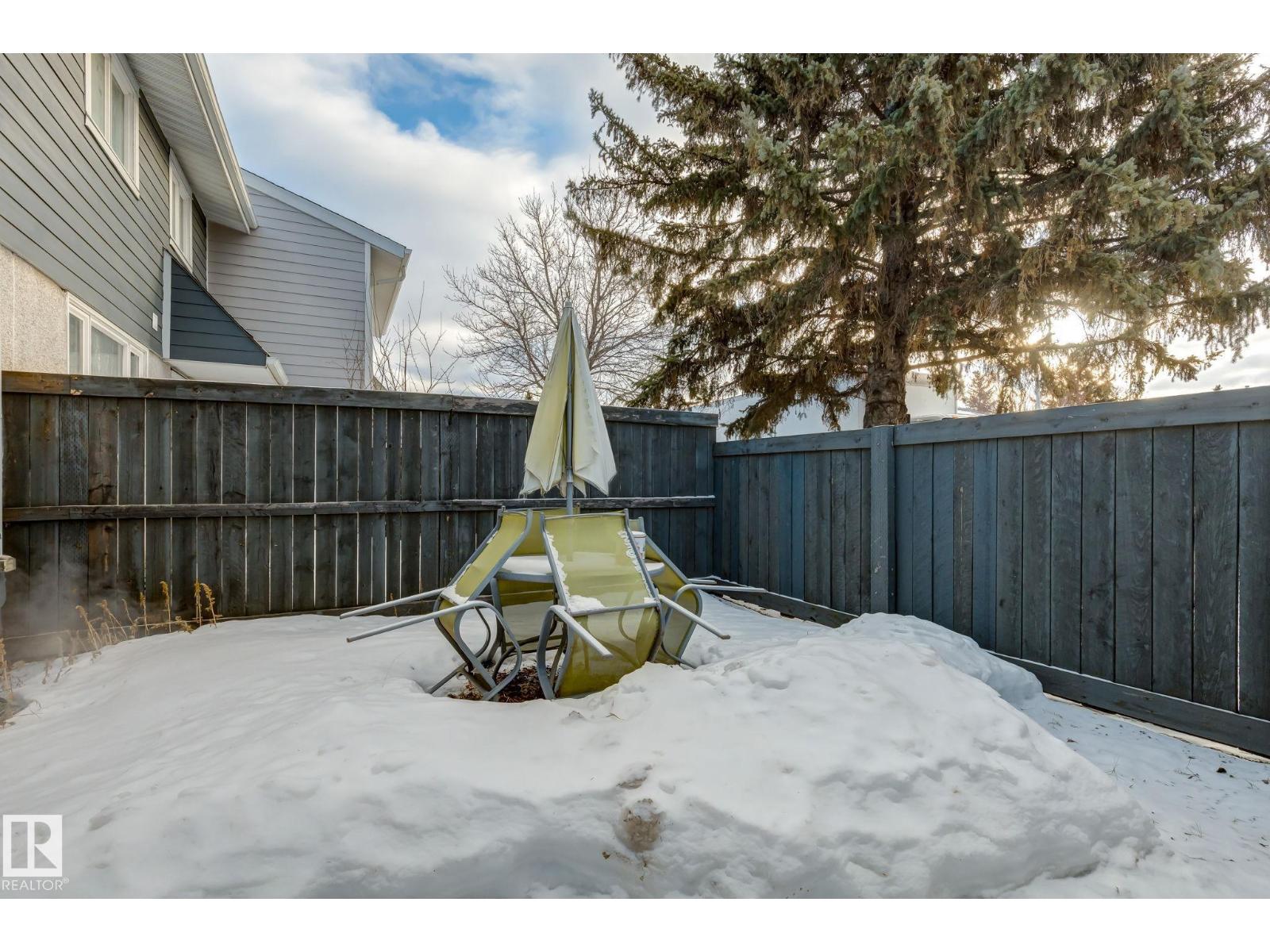224 Callingwood Two Tw Nw, Edmonton, Alberta  T5T 1A3 - Photo 2 - E4474720