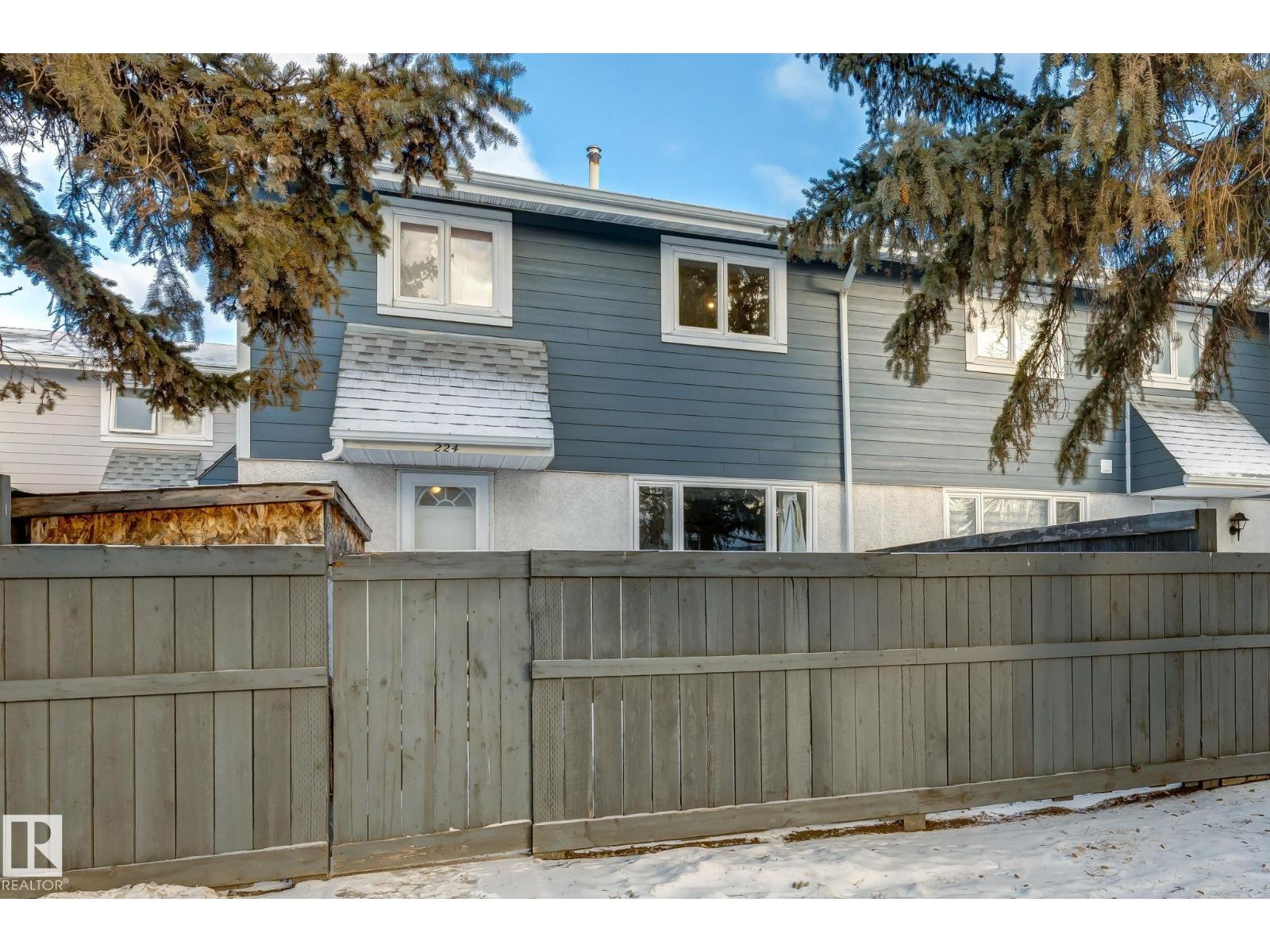 224 Callingwood Two Tw Nw, Edmonton, Alberta  T5T 1A3 - Photo 4 - E4474720
