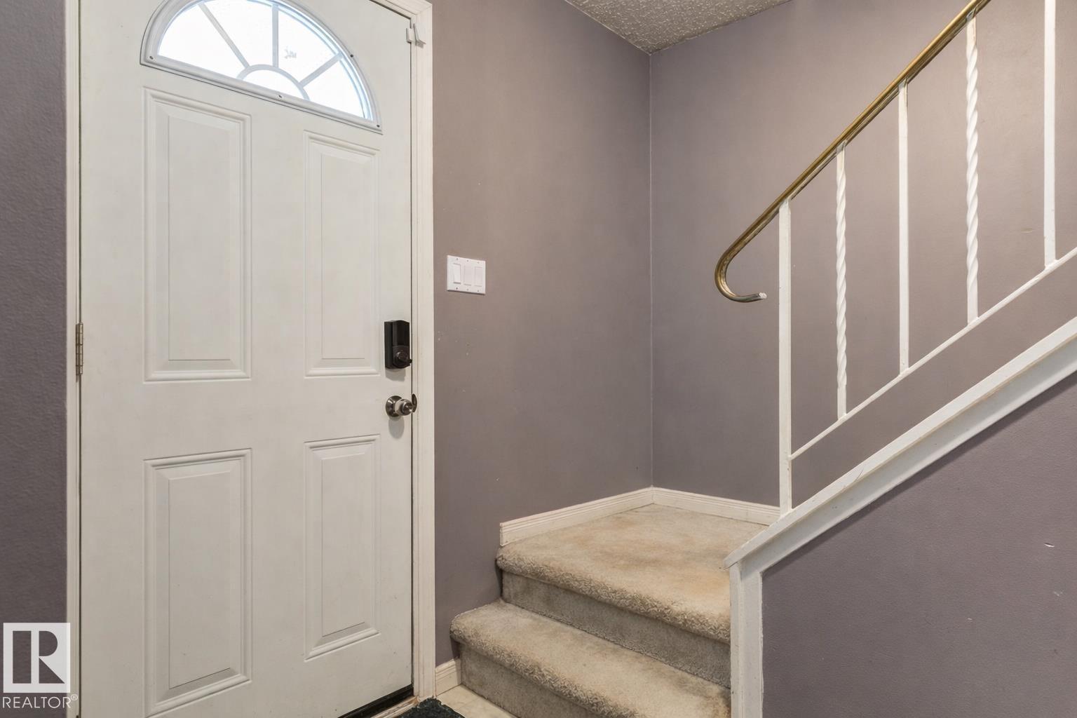 224 Callingwood Two Tw Nw, Edmonton, Alberta  T5T 1A3 - Photo 5 - E4474720