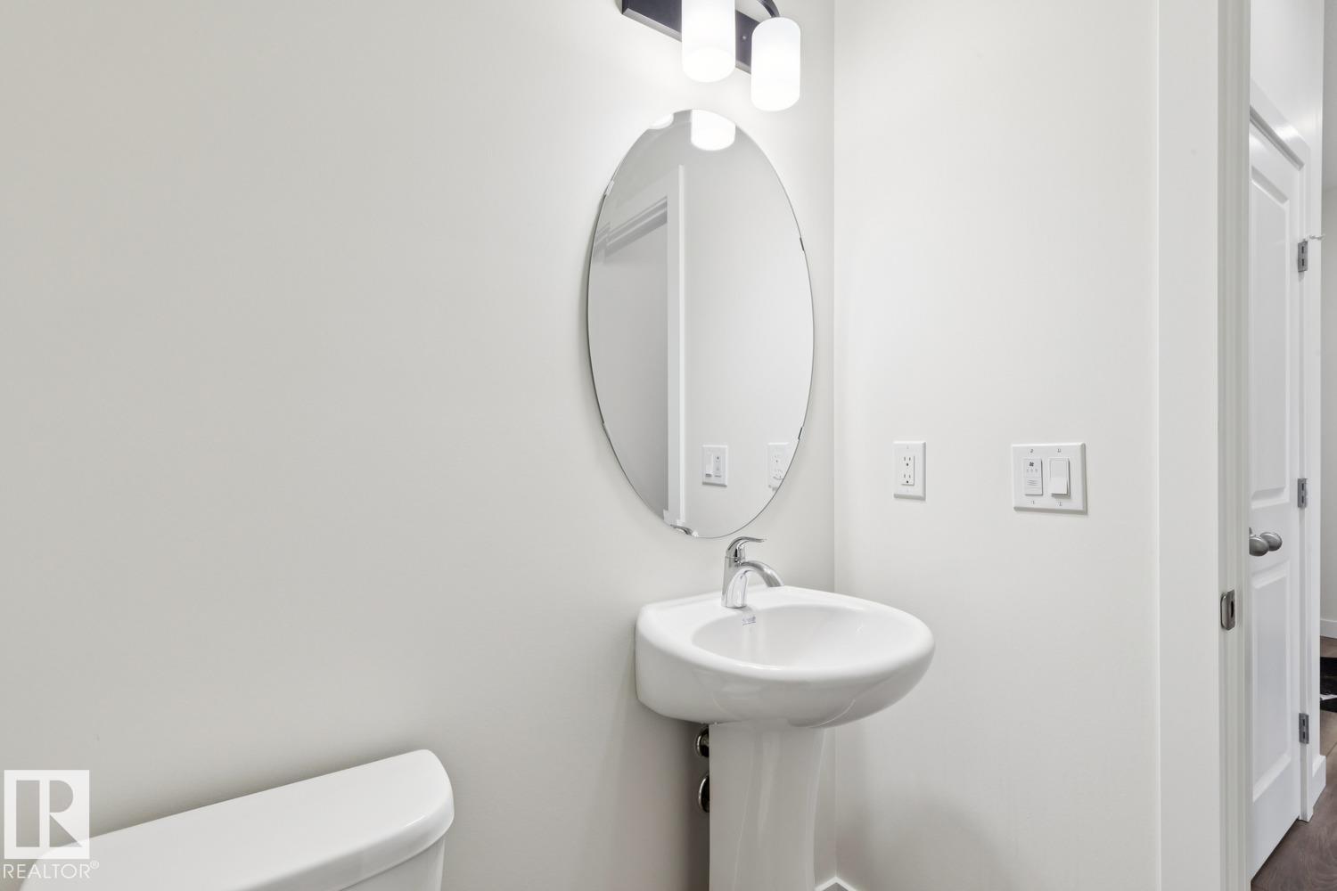 407 26 St Sw, Edmonton, Alberta  T6X 3E8 - Photo 5 - E4474721