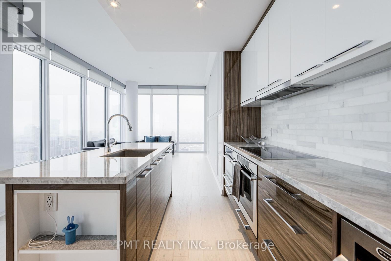 5102 - 488 University Avenue, Toronto, Ontario  M5G 0C1 - Photo 11 - C12732166