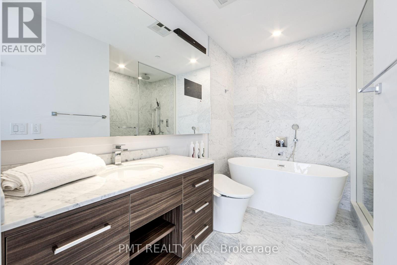 5102 - 488 University Avenue, Toronto, Ontario  M5G 0C1 - Photo 17 - C12732166