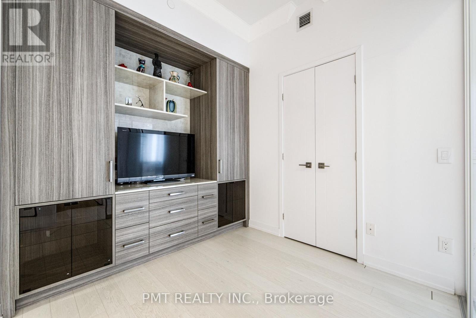 5102 - 488 University Avenue, Toronto, Ontario  M5G 0C1 - Photo 26 - C12732166