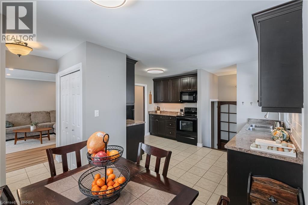 18 Linden Avenue, Brantford, Ontario  N3S 7E2 - Photo 10 - 40807407