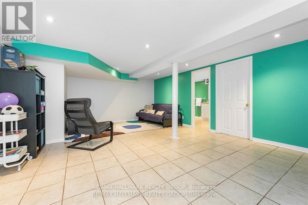 9 Newbury Avenue, Ottawa, Ontario  K2E 6K7 - Photo 27 - X12817296