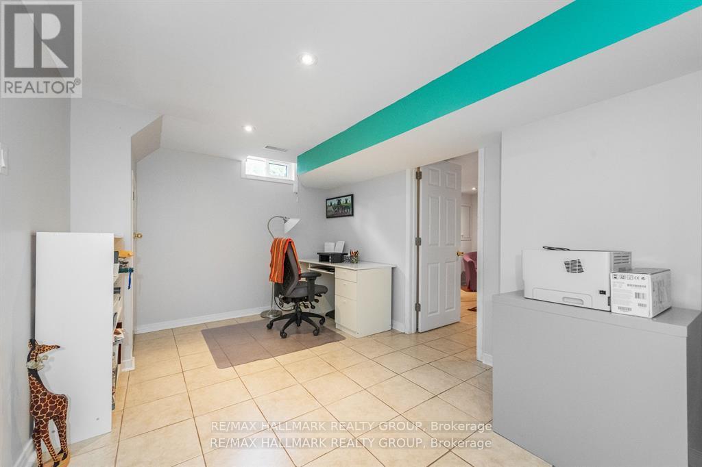 9 Newbury Avenue, Ottawa, Ontario  K2E 6K7 - Photo 28 - X12817296