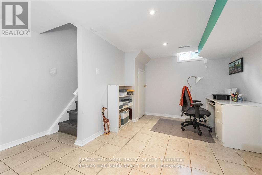 9 Newbury Avenue, Ottawa, Ontario  K2E 6K7 - Photo 29 - X12817296