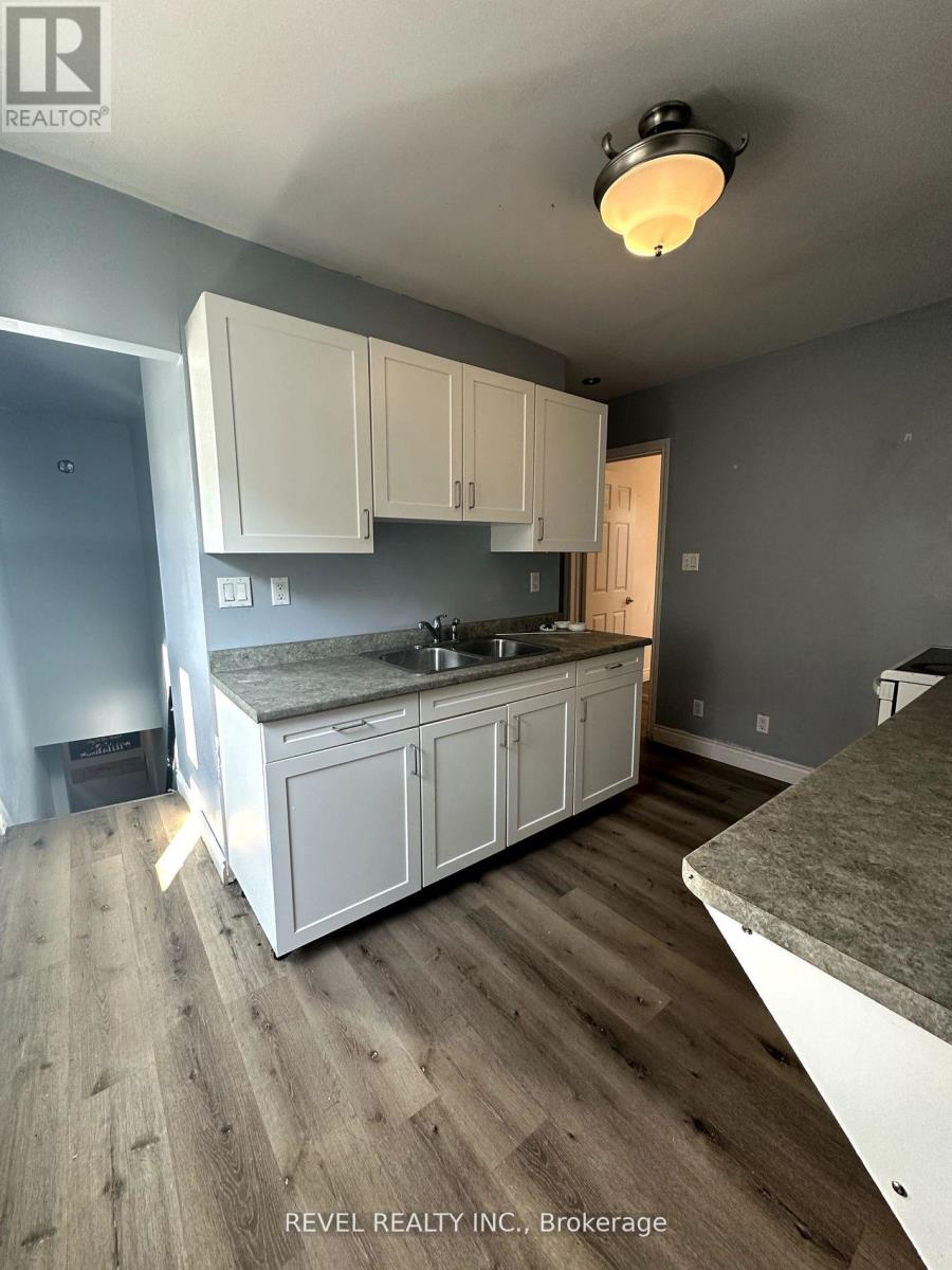 220-222 King Street, Welland, Ontario  L3B 3J7 - Photo 18 - X12672152