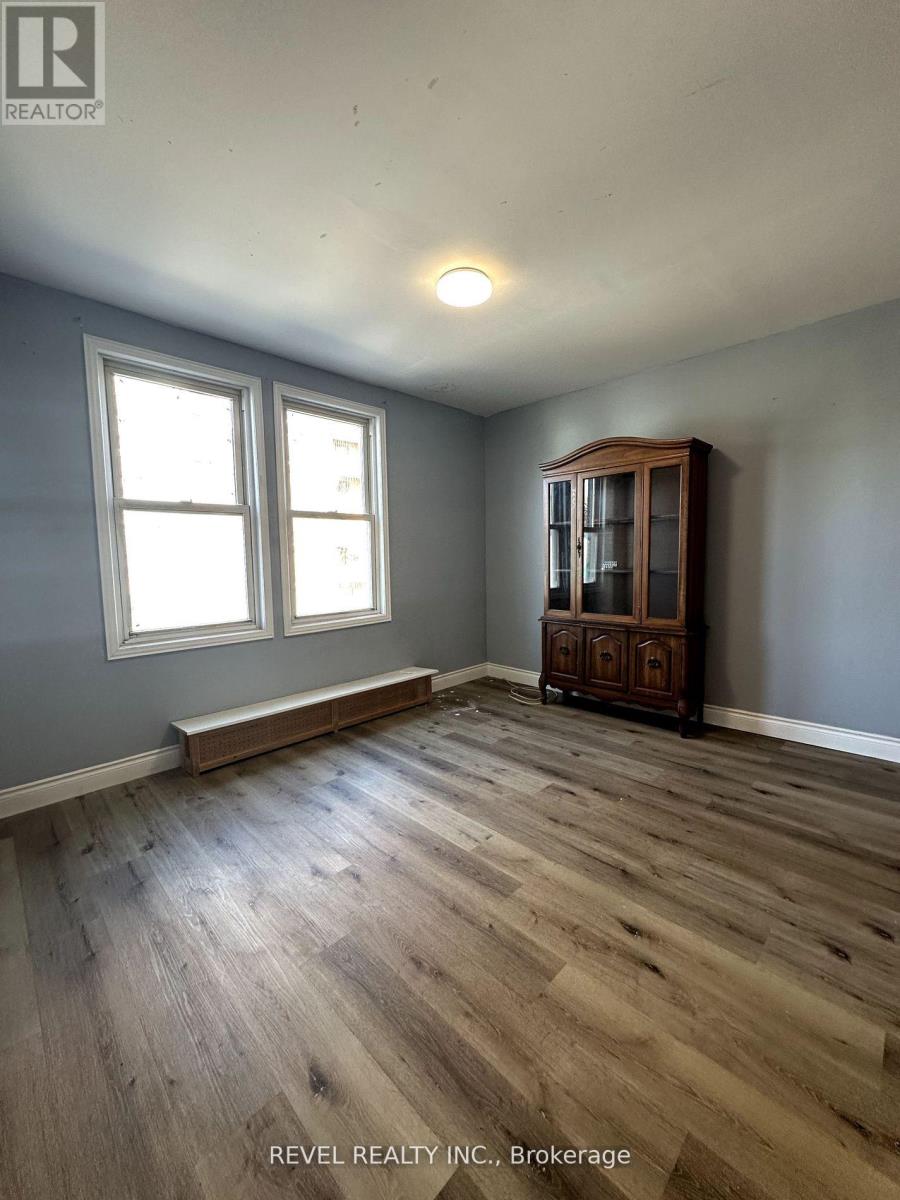 220-222 King Street, Welland, Ontario  L3B 3J7 - Photo 22 - X12672152