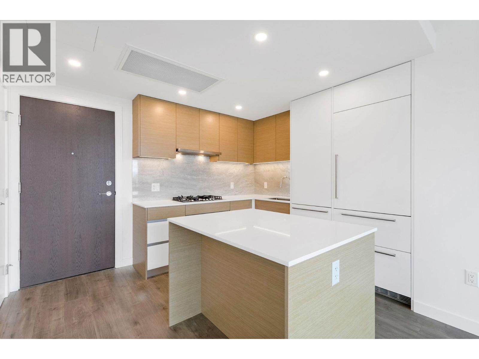 1207 200 Klahanie Court, West Vancouver, British Columbia  V7P 3P5 - Photo 8 - R3093314