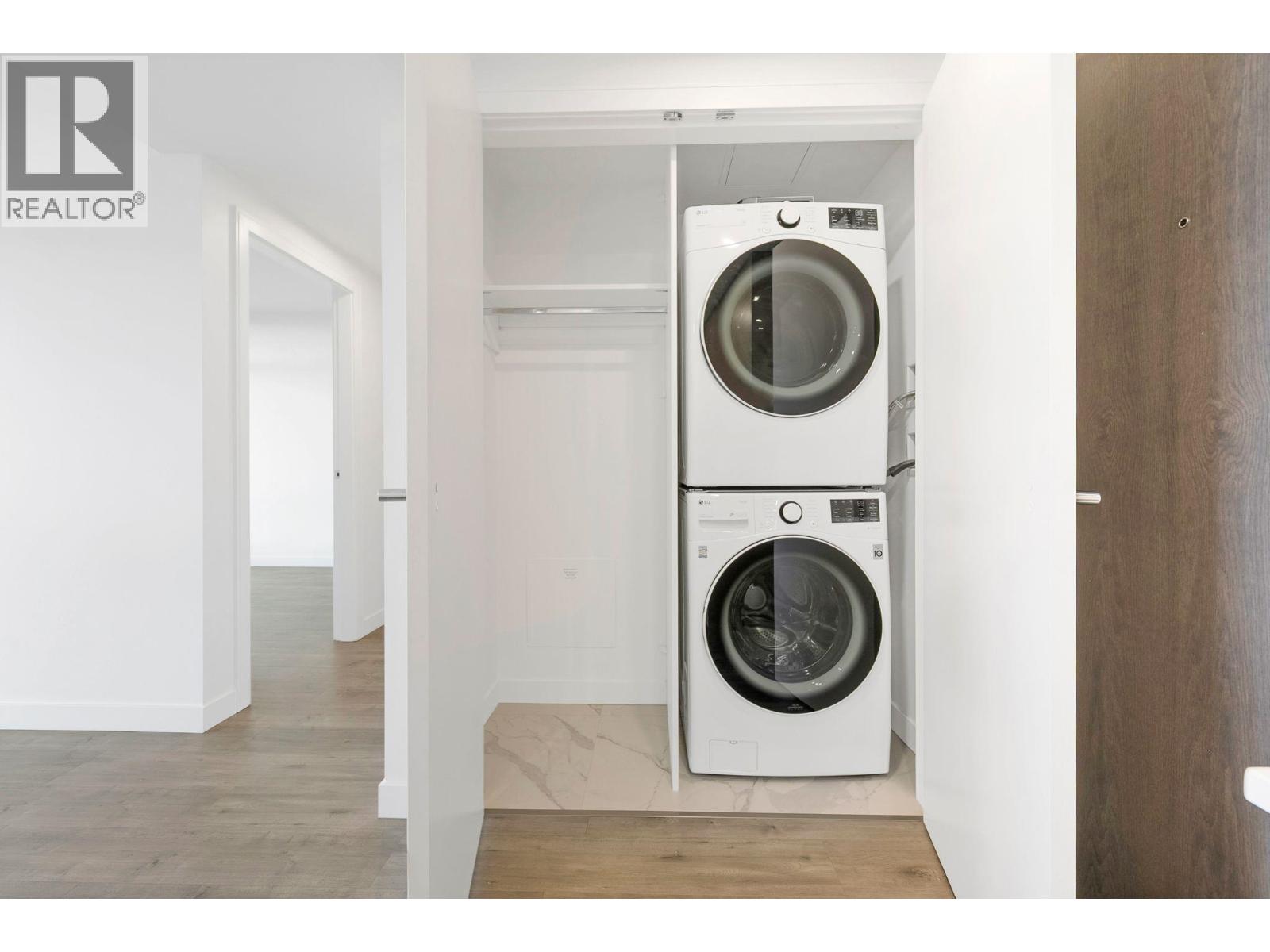 1207 200 Klahanie Court, West Vancouver, British Columbia  V7P 3P5 - Photo 9 - R3093314