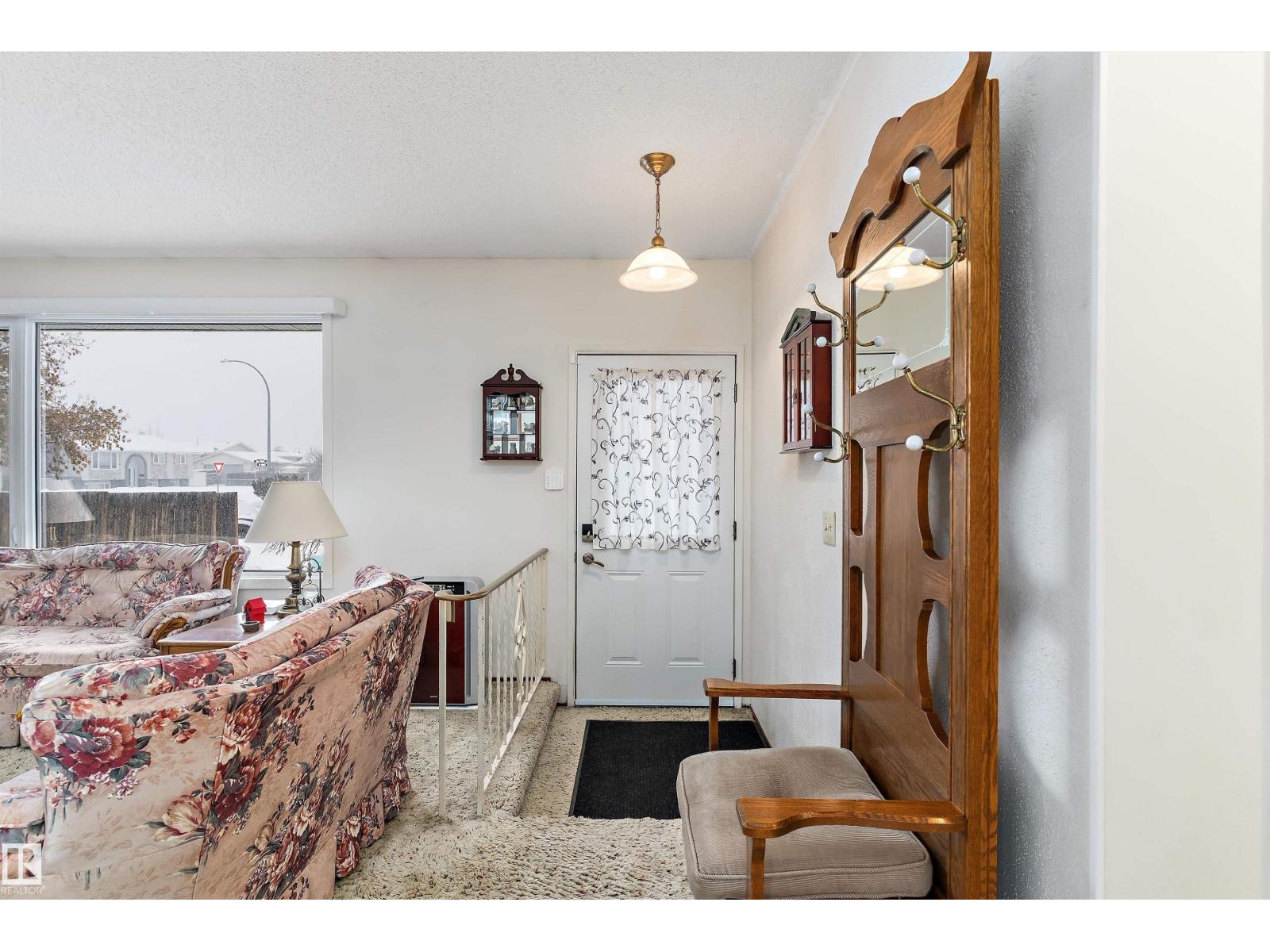 16016 102 St Nw, Edmonton, Alberta  T5X 2H1 - Photo 5 - E4474723