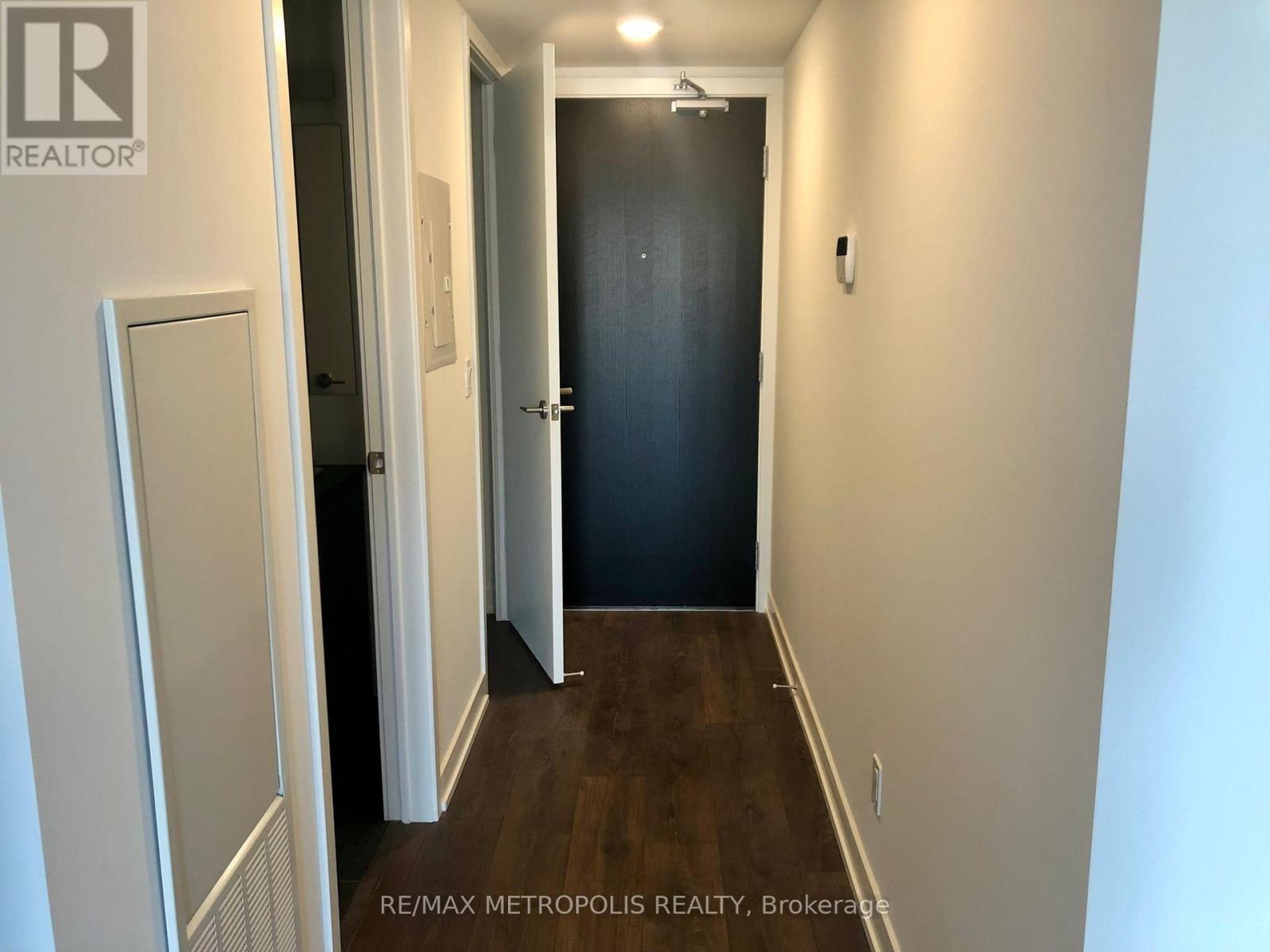 1107 - 18 Maitland Terrace, Toronto, Ontario  M4Y 1Y3 - Photo 2 - C12817288