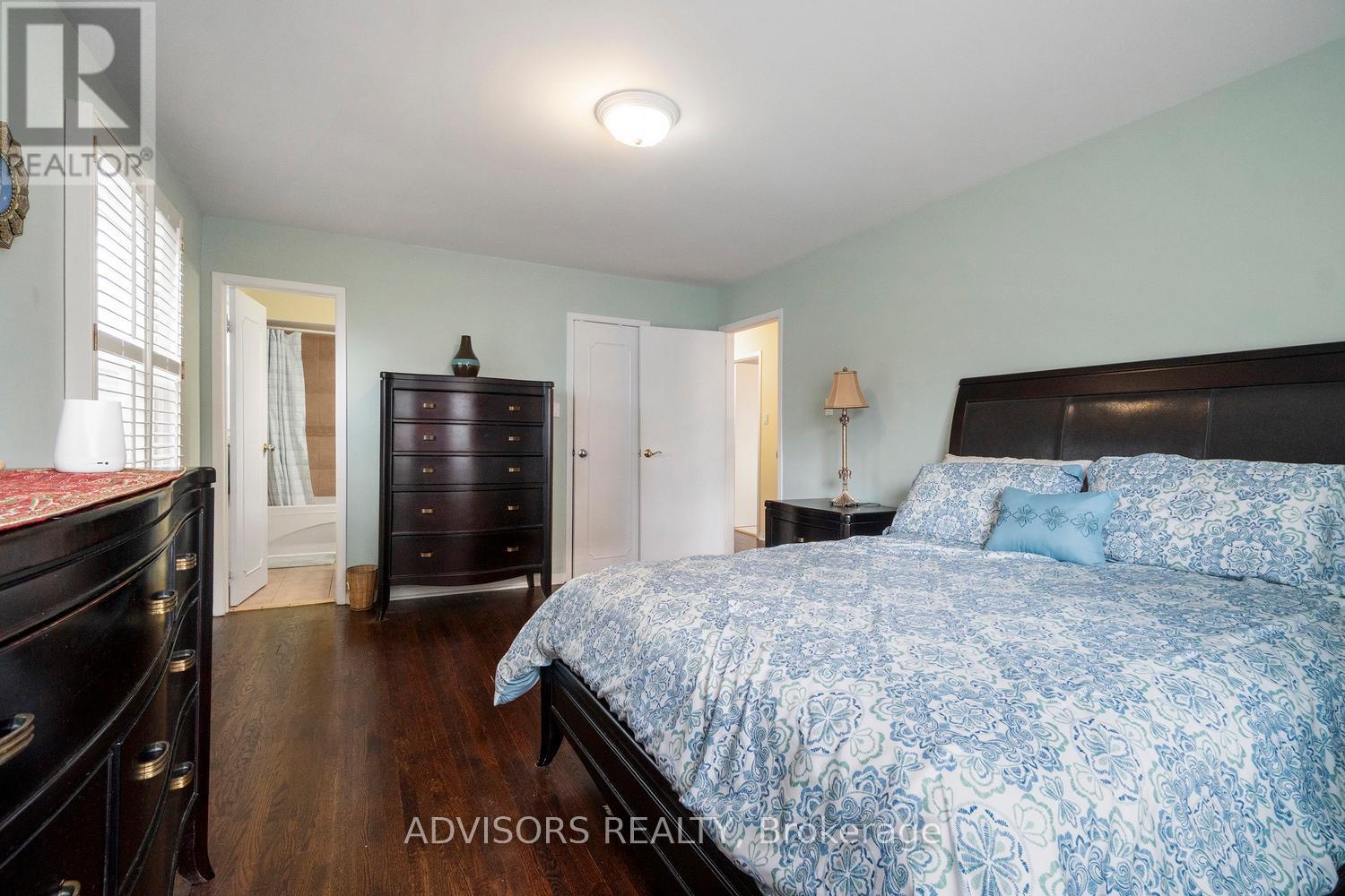 15 Alcaine Court, Markham, Ontario  L3T 2G8 - Photo 14 - N12817276