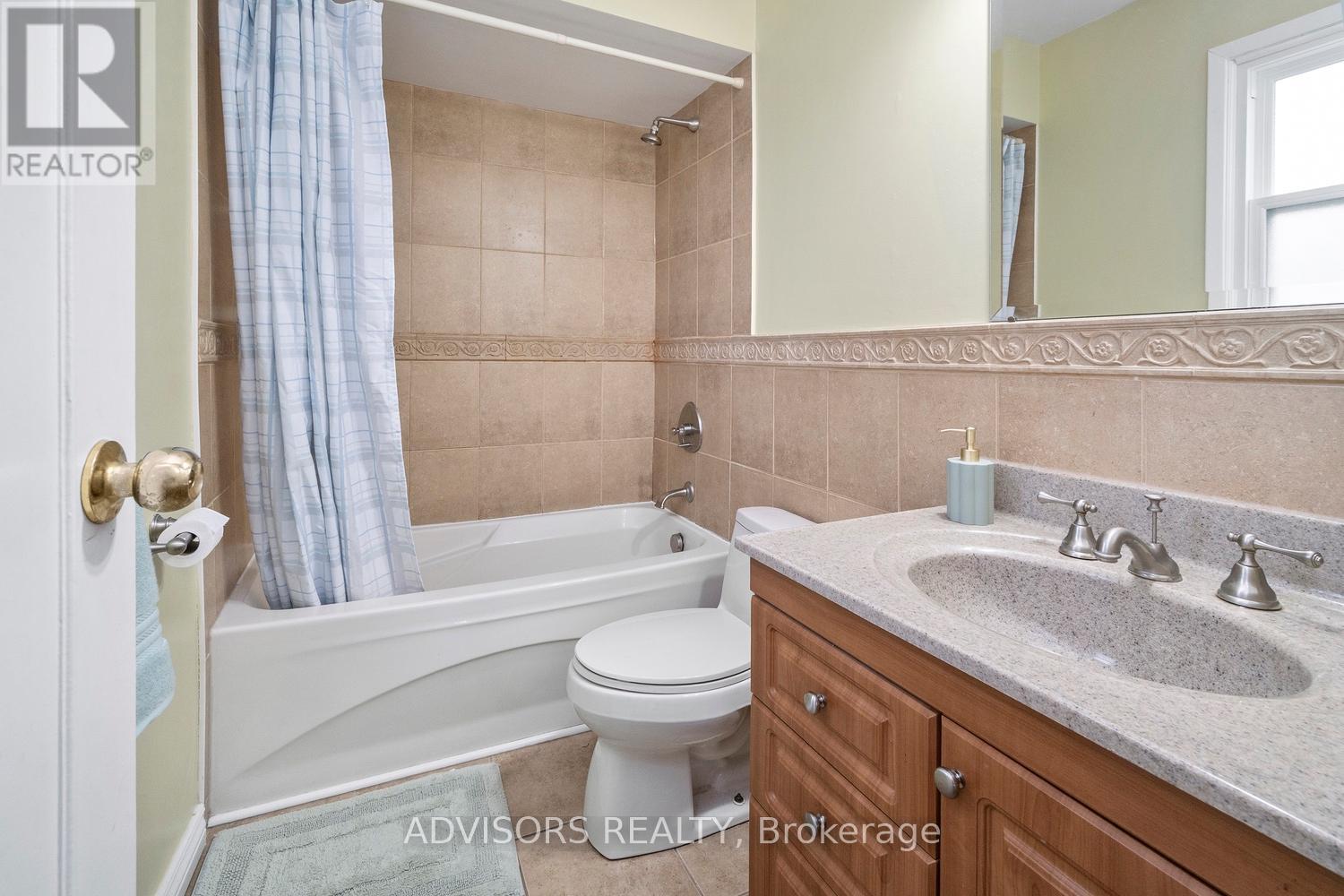 15 Alcaine Court, Markham, Ontario  L3T 2G8 - Photo 15 - N12817276