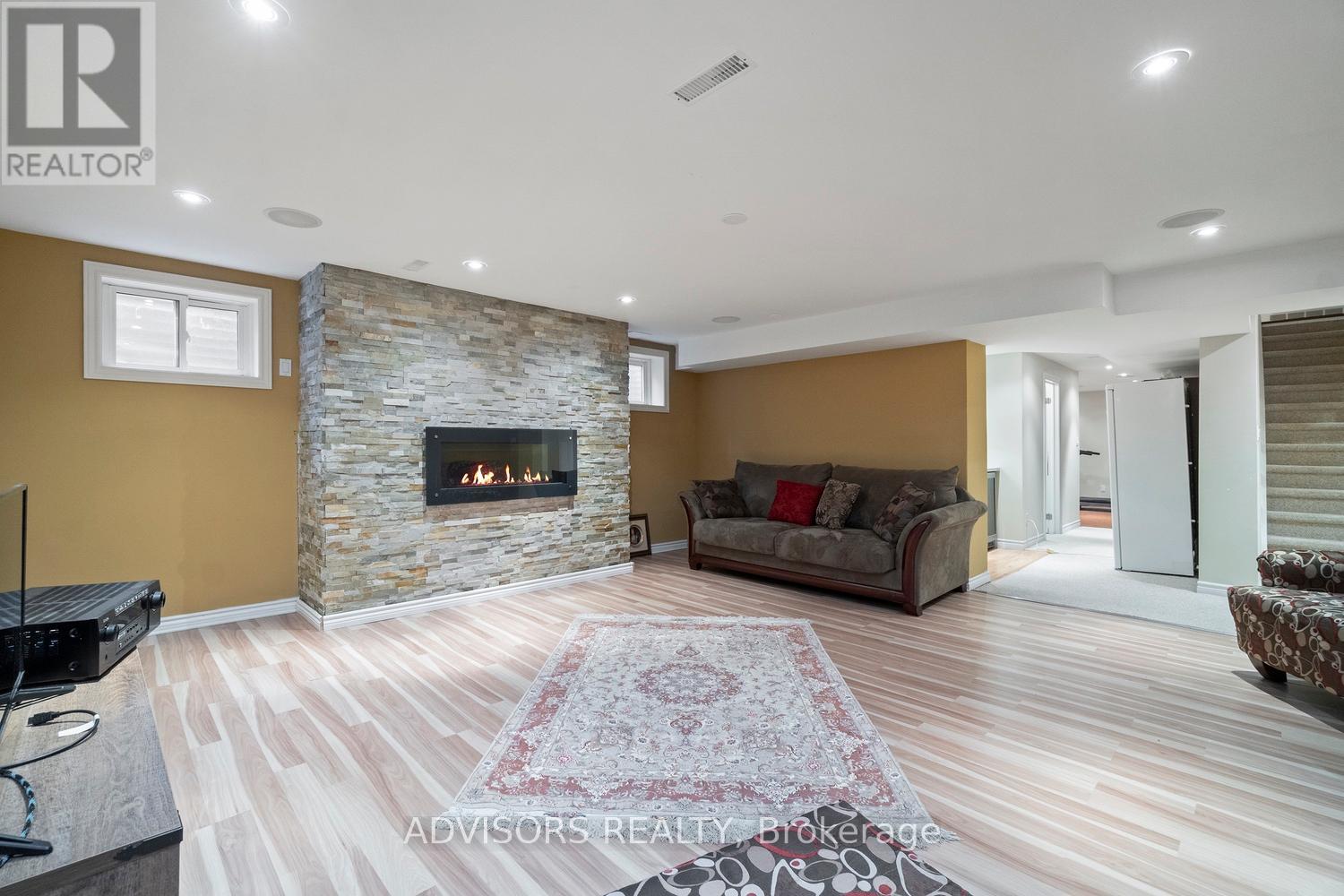 15 Alcaine Court, Markham, Ontario  L3T 2G8 - Photo 22 - N12817276