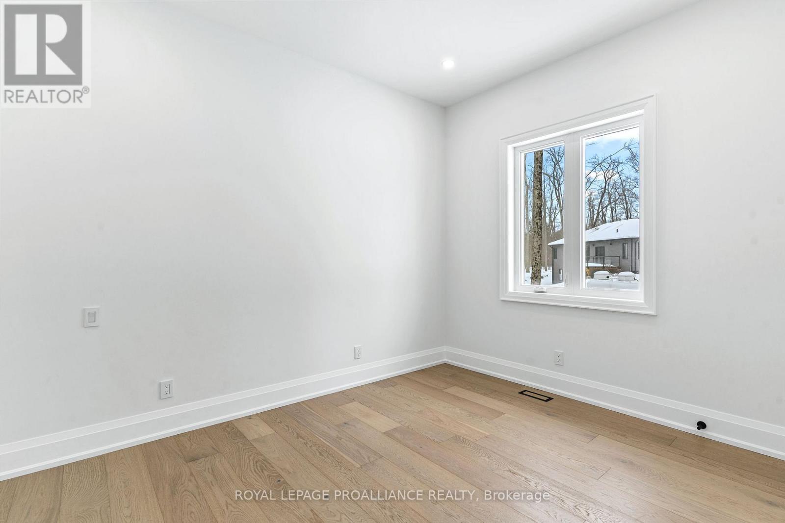 160 Sumcot Drive, Trent Lakes, Ontario  K0L 1J0 - Photo 21 - X12726574