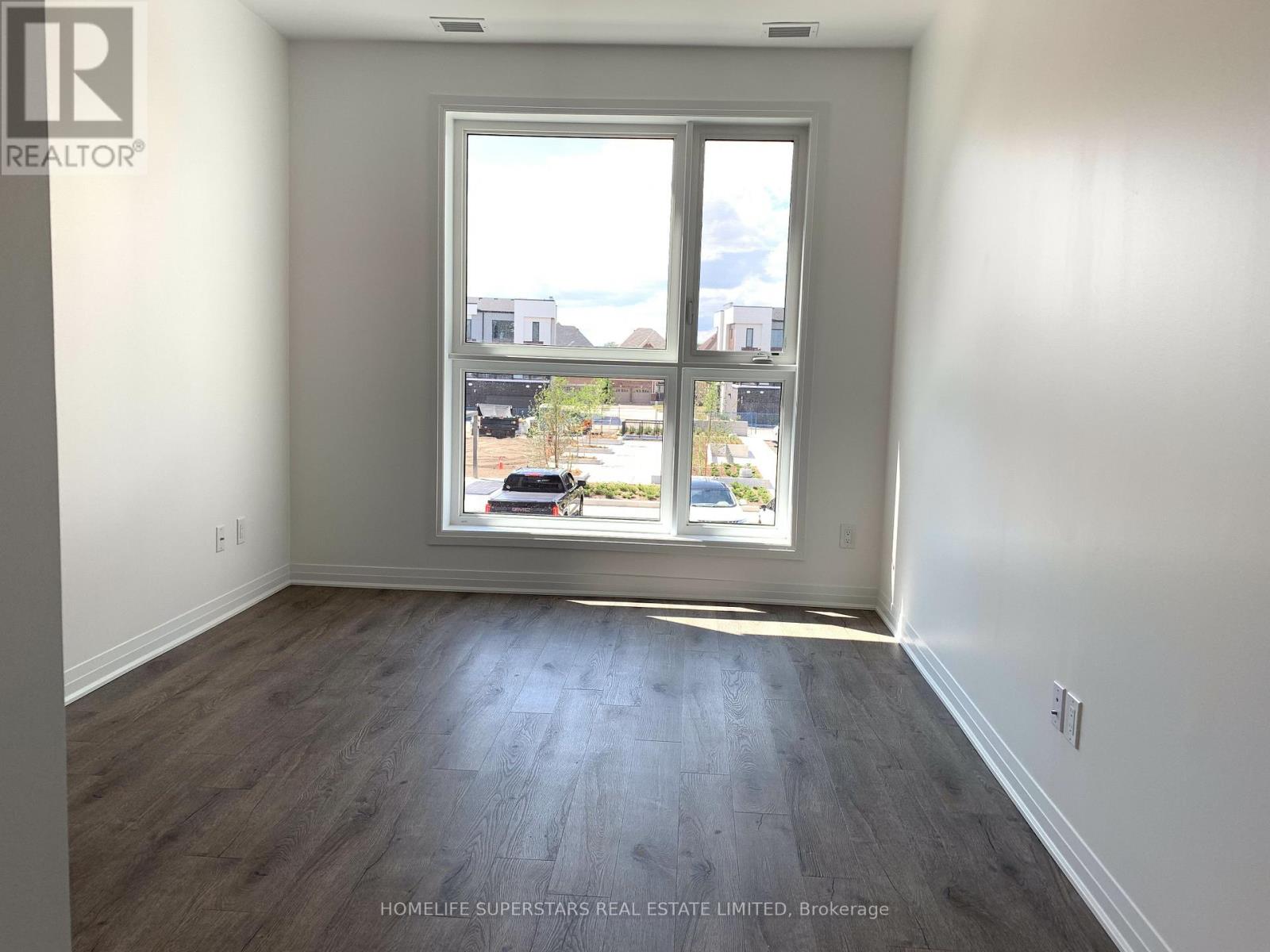 204 - 95 Dundas Street W, Oakville, Ontario  L6M 5N4 - Photo 18 - W12817268