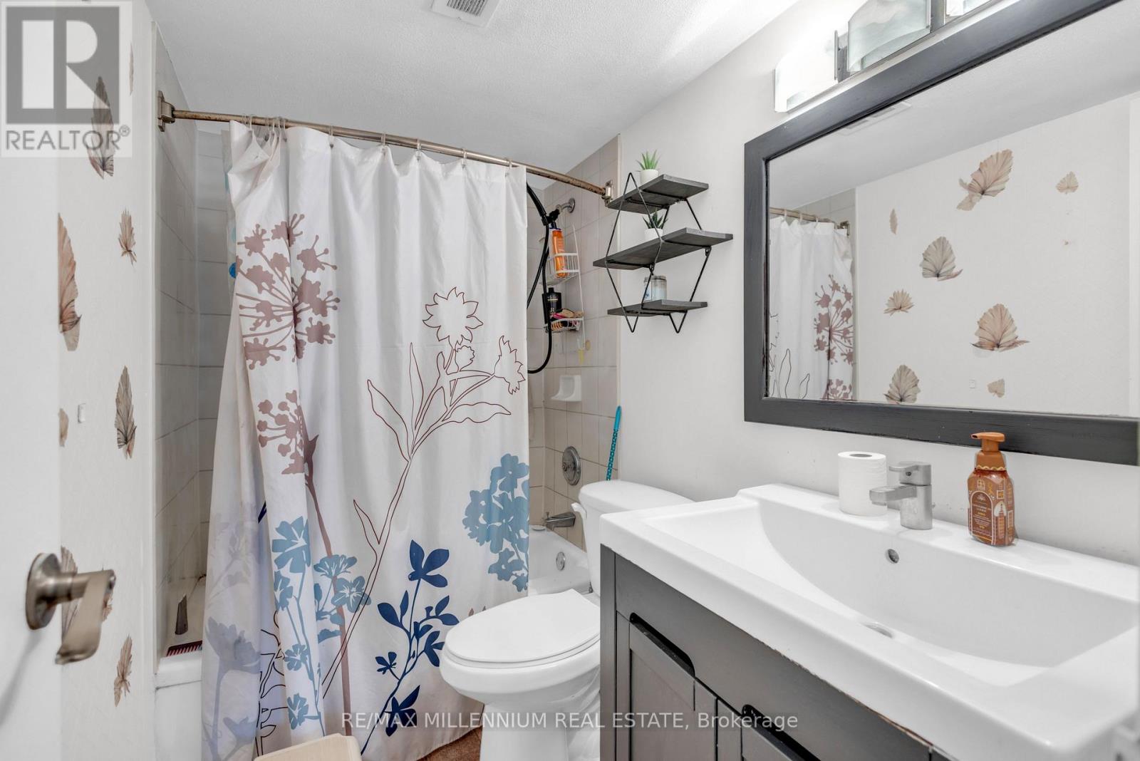 1108 - 511 The West Mall Drive W, Toronto, Ontario  M9C 1G5 - Photo 38 - W12817270