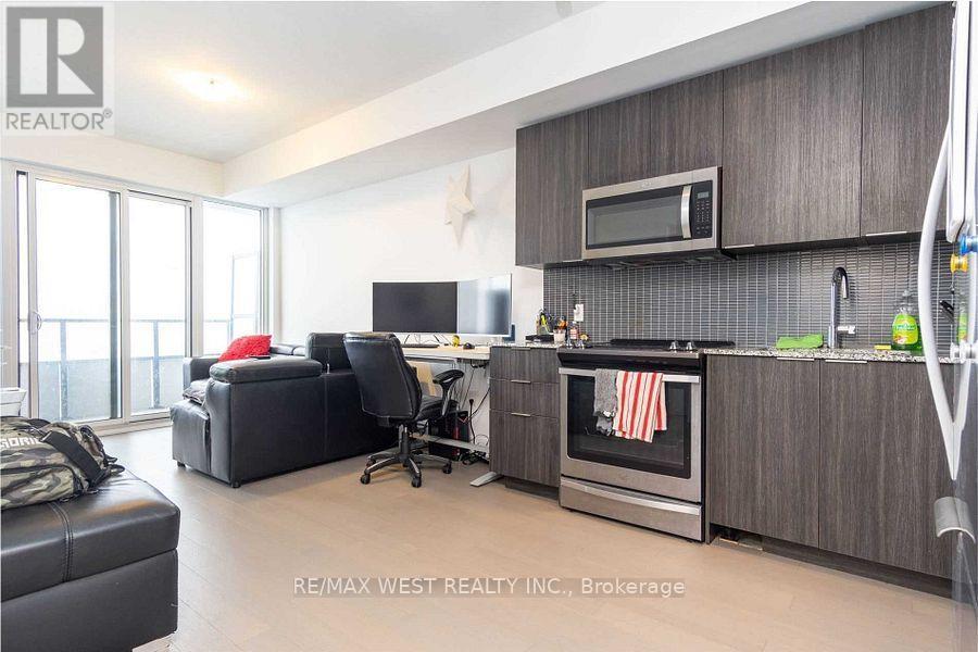 5111 - 30 Shore Breeze Drive, Toronto, Ontario  M8V 0J1 - Photo 8 - W12817286