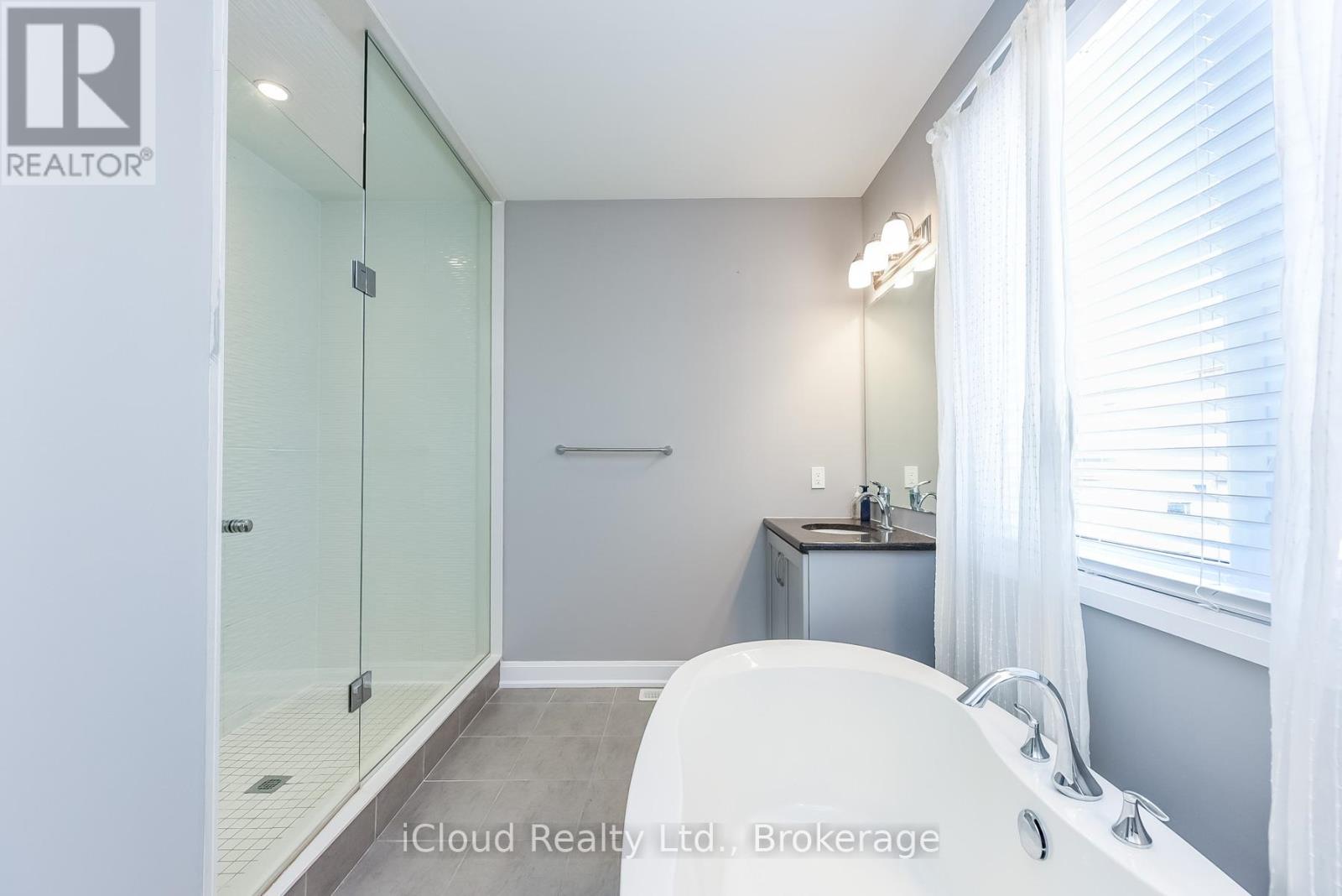 3251 Charles Fay Pass, Oakville, Ontario  L6M 5K1 - Photo 13 - W12817300