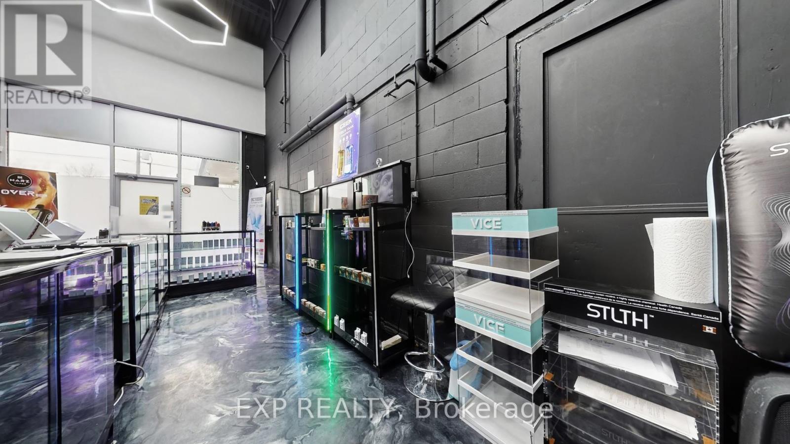 5455 Steeles Avenue W, Toronto, Ontario  M9L 1S7 - Photo 22 - W12817302