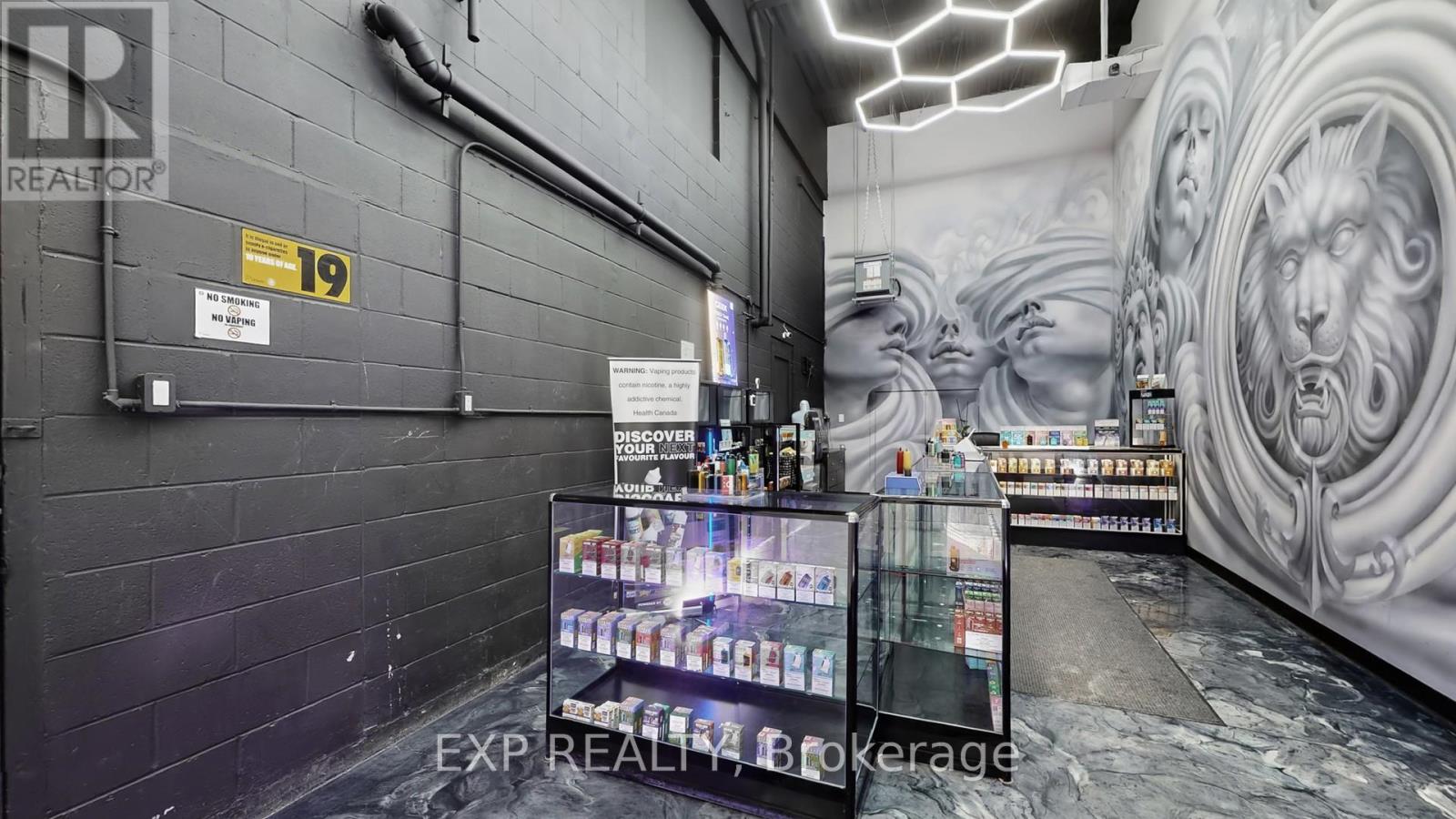 5455 Steeles Avenue W, Toronto, Ontario  M9L 1S7 - Photo 4 - W12817302