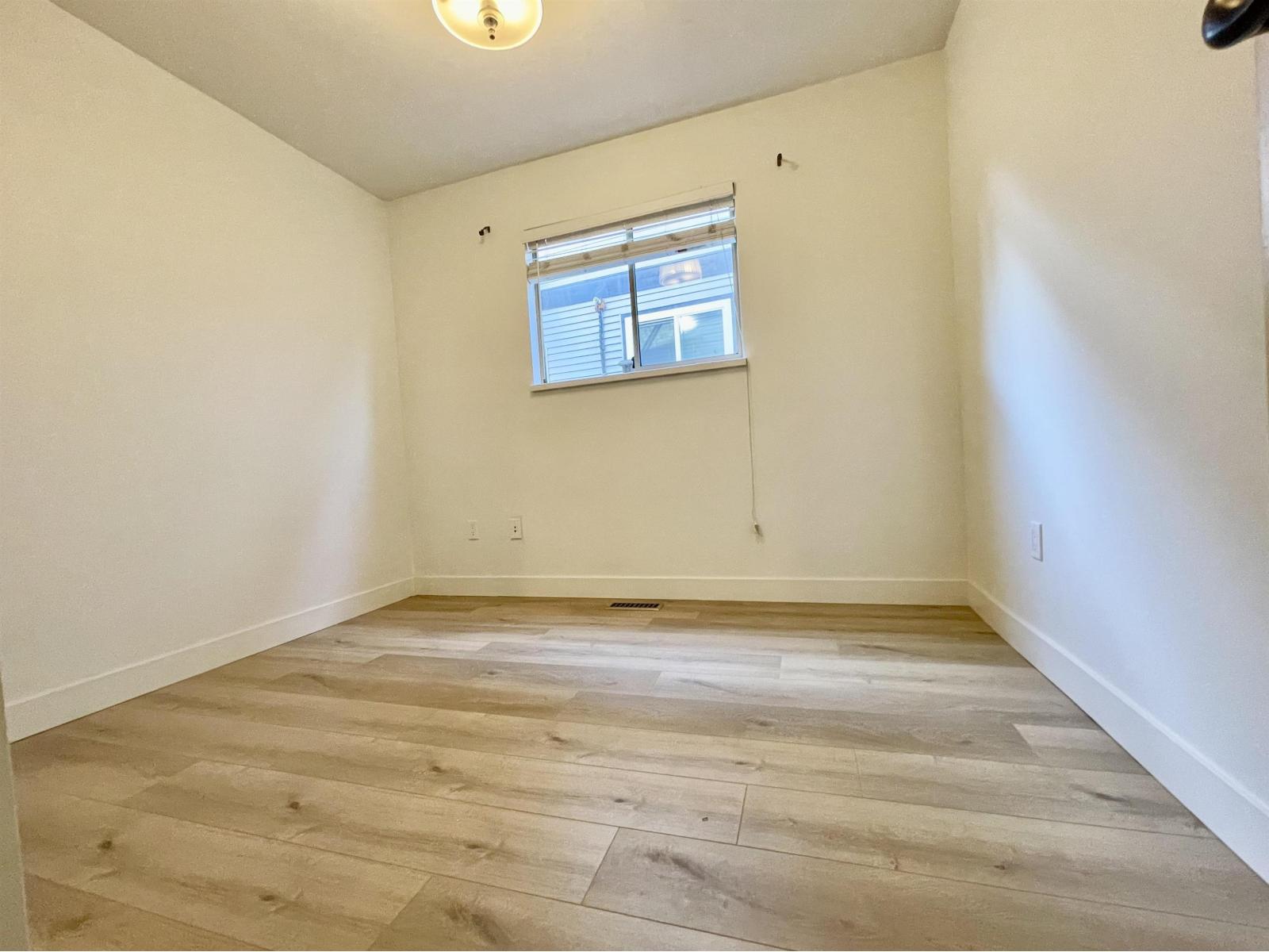 873x 215b Street, Langley, British Columbia  V1M 2E6 - Photo 9 - R3093112