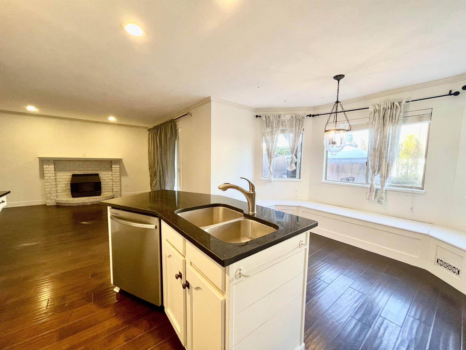 873x 215b Street, Langley, British Columbia  V1M 2E6 - Photo 8 - R3093112