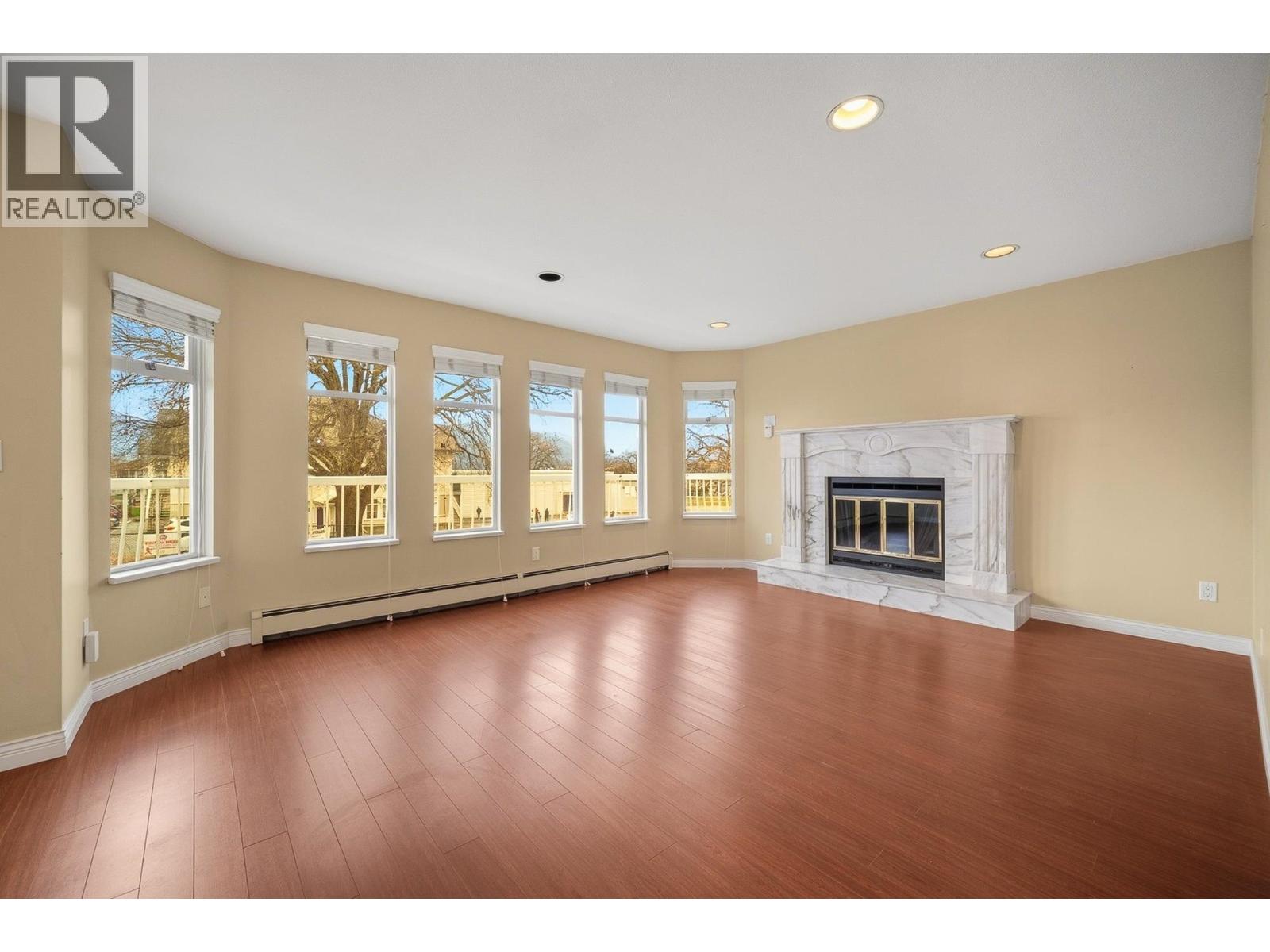 4338 Pandora Street, Burnaby, British Columbia  V5C 2B7 - Photo 5 - R3093096