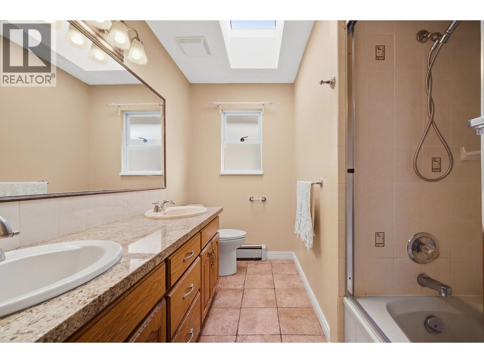 4338 Pandora Street, Burnaby, British Columbia  V5C 2B7 - Photo 28 - R3093096