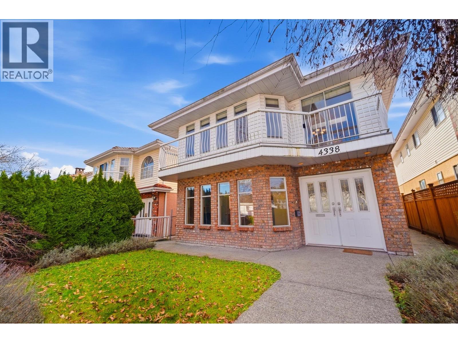 4338 PANDORA STREET, Burnaby, British Columbia