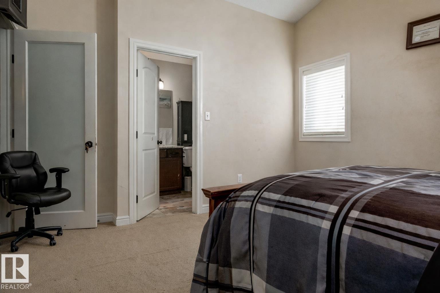 3039 14 Av Nw, Edmonton, Alberta  T6T 0Z2 - Photo 11 - E4474726