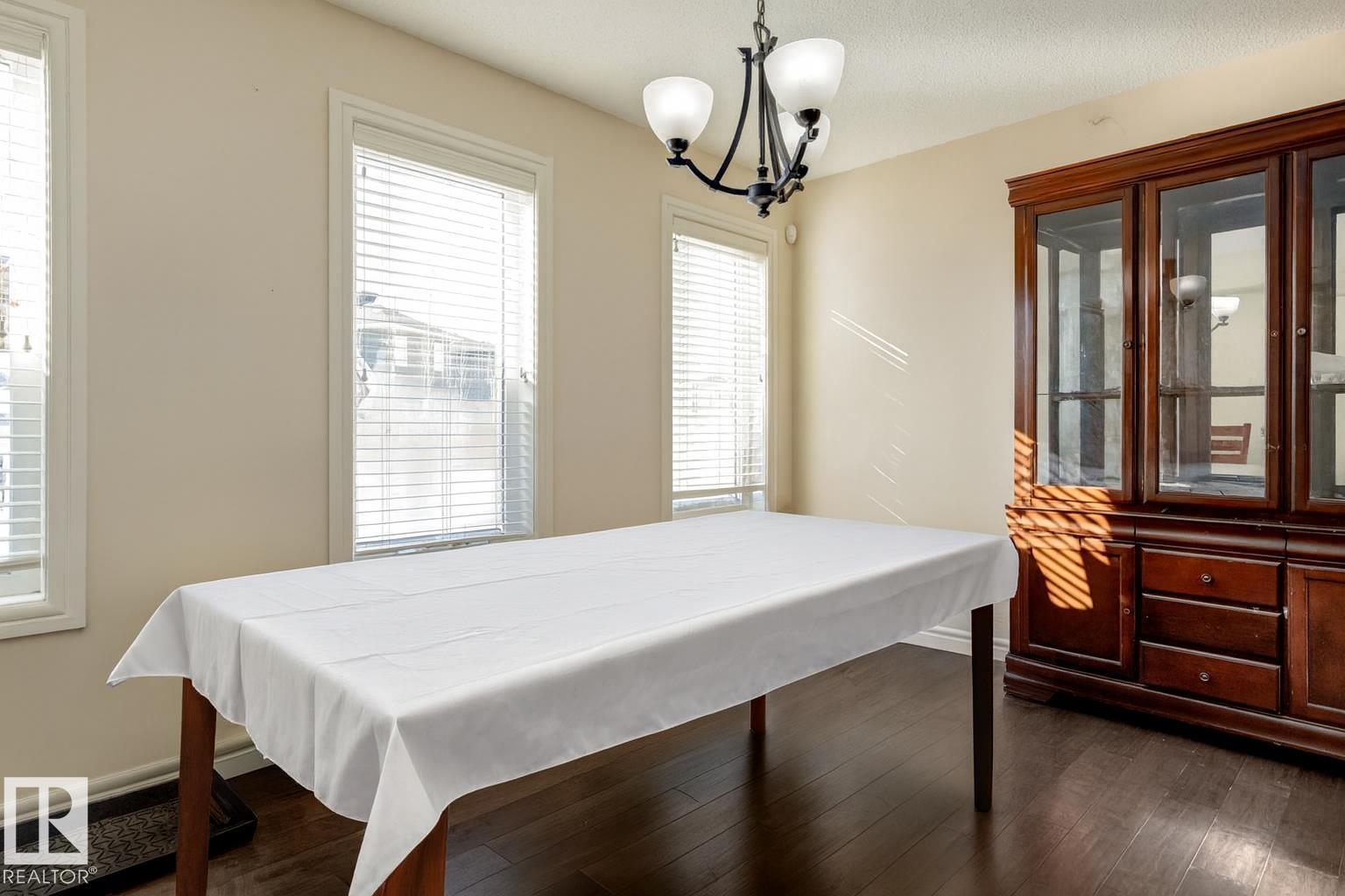 3039 14 Av Nw, Edmonton, Alberta  T6T 0Z2 - Photo 4 - E4474726