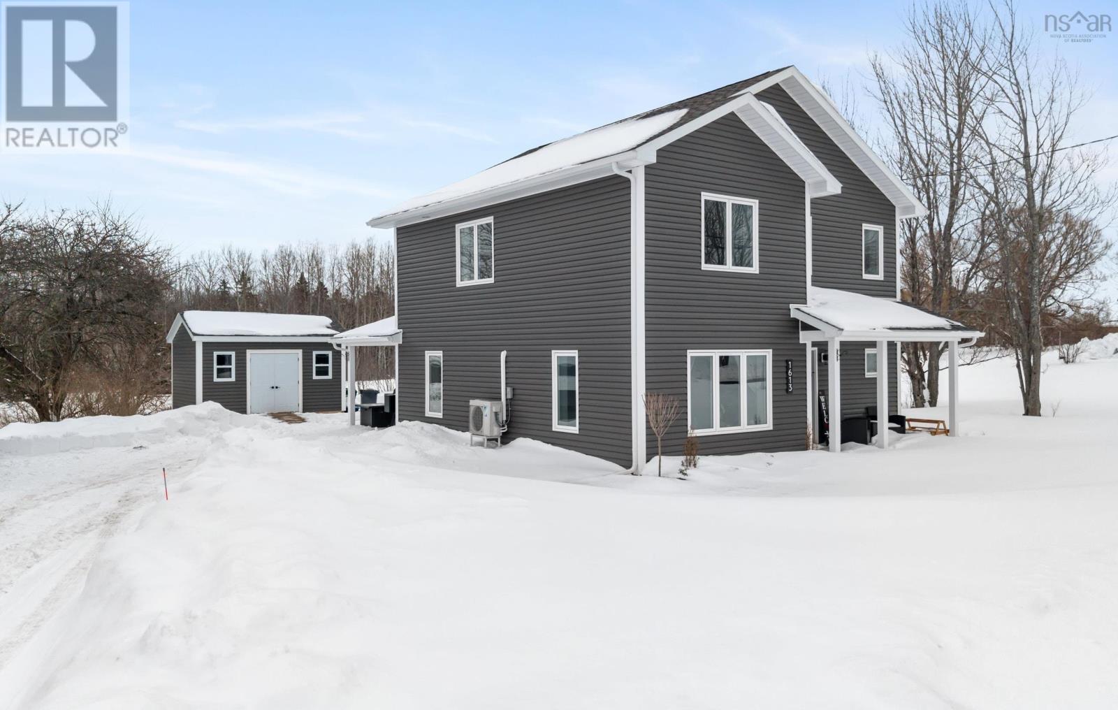 1613 MacKay Street, Westville, Nova Scotia