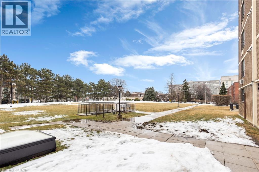 511 The West Mall Drive Unit# 1108, Toronto, Ontario  M9C 1G5 - Photo 43 - 40807415