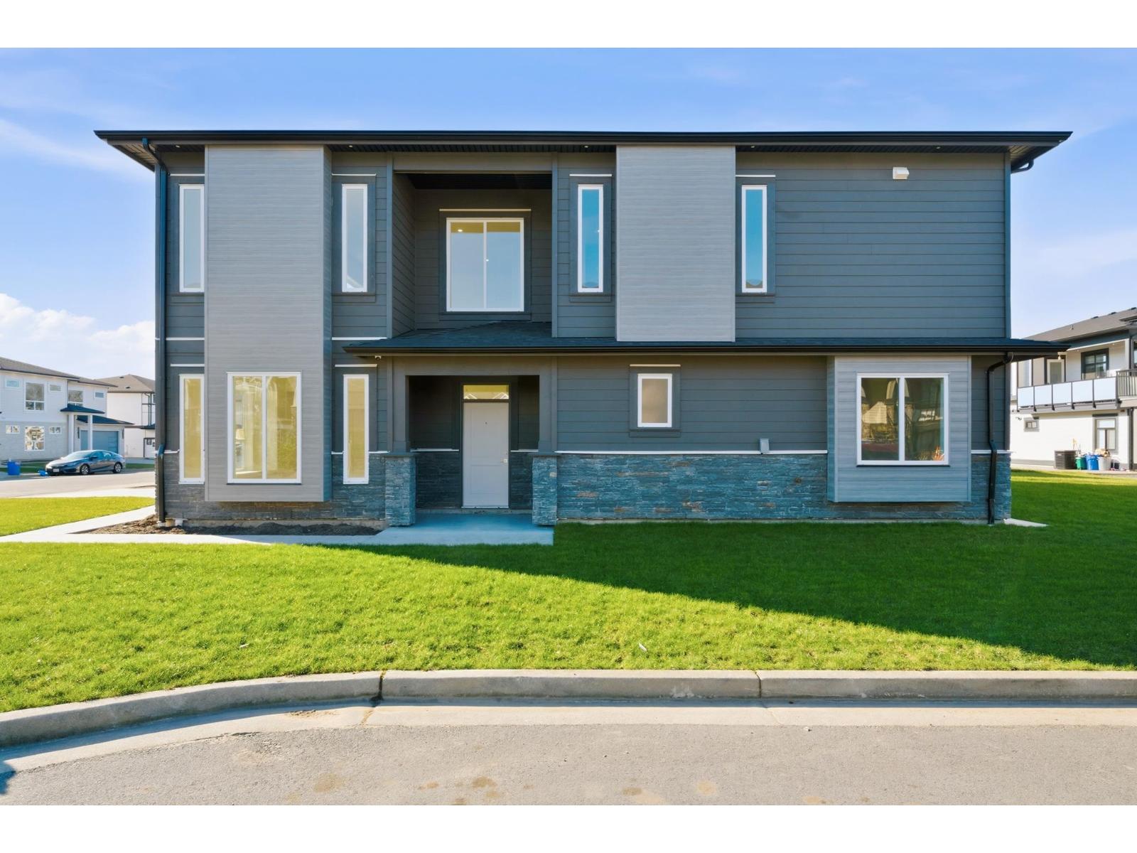 32769 Carter Avenue, Mission, British Columbia  V4S 0E6 - Photo 3 - R3092897