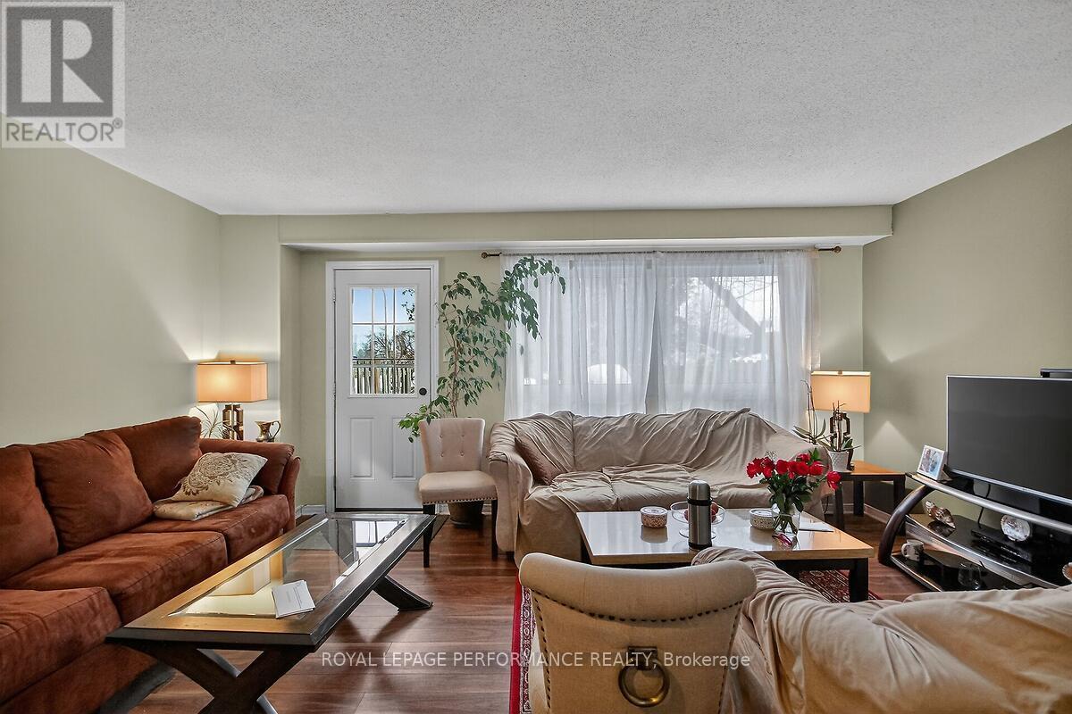 9 - 3064 Olympic Way, Ottawa, Ontario  K1T 1Y6 - Photo 10 - X12817352