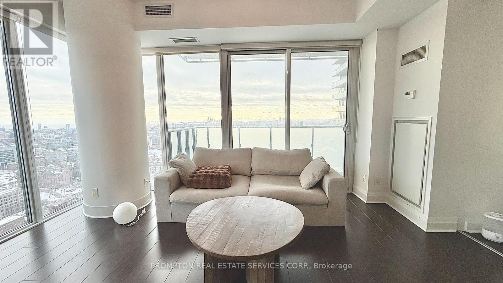 3604 - 1080 Bay Street, Toronto (Bay Street Corridor), Ontario  M5S 0A5 - Photo 3 - C12817356