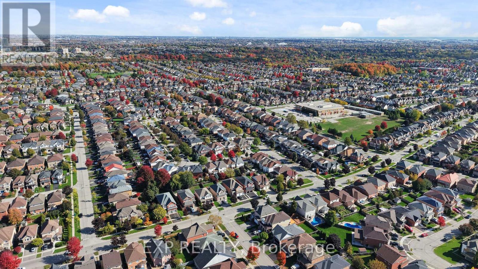 1 Nieuwendyk Street, Whitby, Ontario  L1P 1W4 - Photo 27 - E12817334