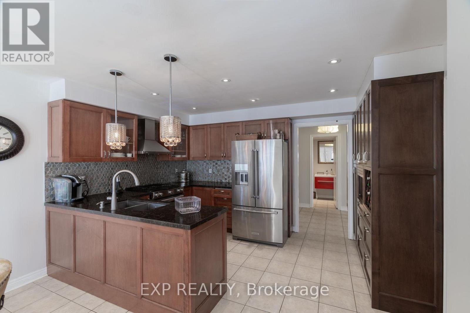 1 Nieuwendyk Street, Whitby, Ontario  L1P 1W4 - Photo 9 - E12817334