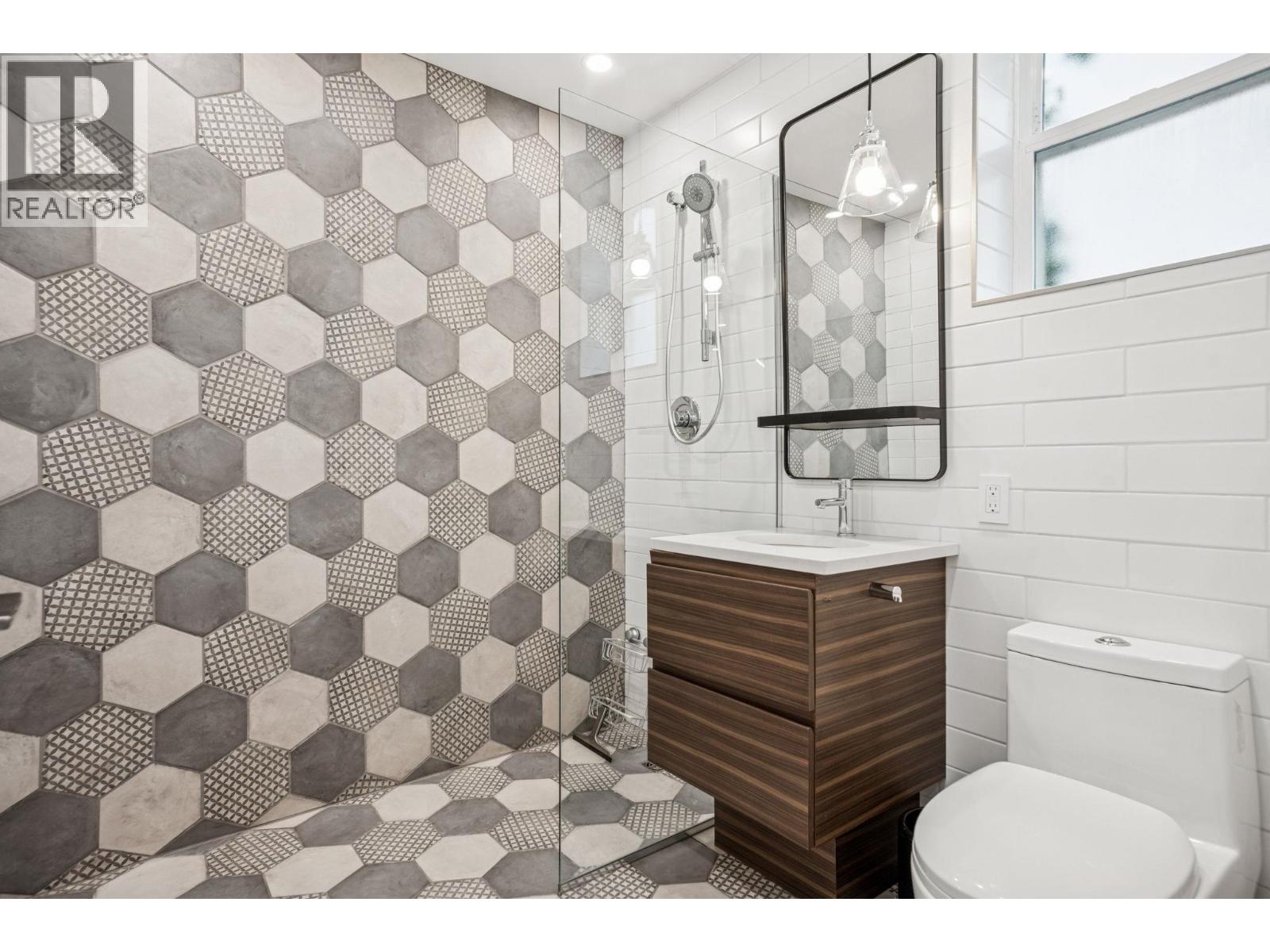 933 Mclean Drive, Vancouver, British Columbia  V5L 3N1 - Photo 14 - R3093252