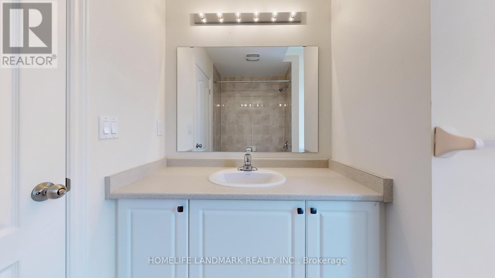 119 Hawkins Street, Georgina, Ontario  L0E 1R0 - Photo 36 - N12817338